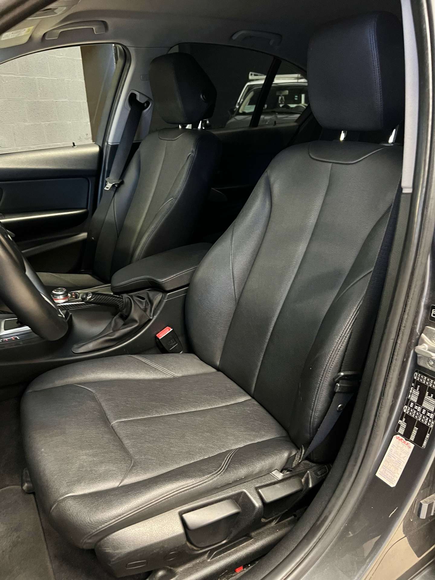 BMW 316 dA *SPORT*AUTO*CARPLAY*JA*CUIR*GARANTIE*