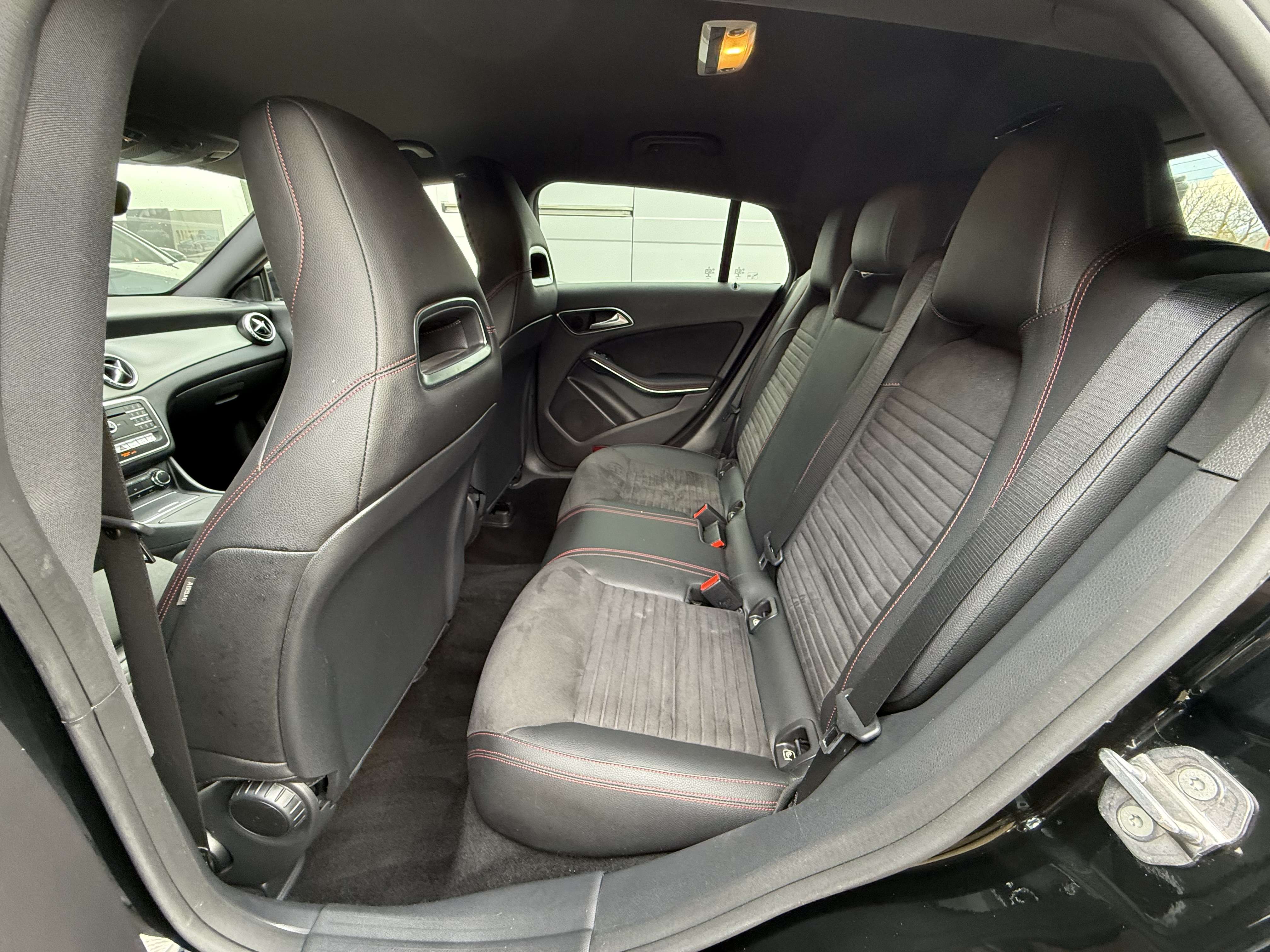 Mercedes-Benz CLA 180 PACK-AMG 122PK |✅NAVI | CAMERA | BLUETOOTH | LED |