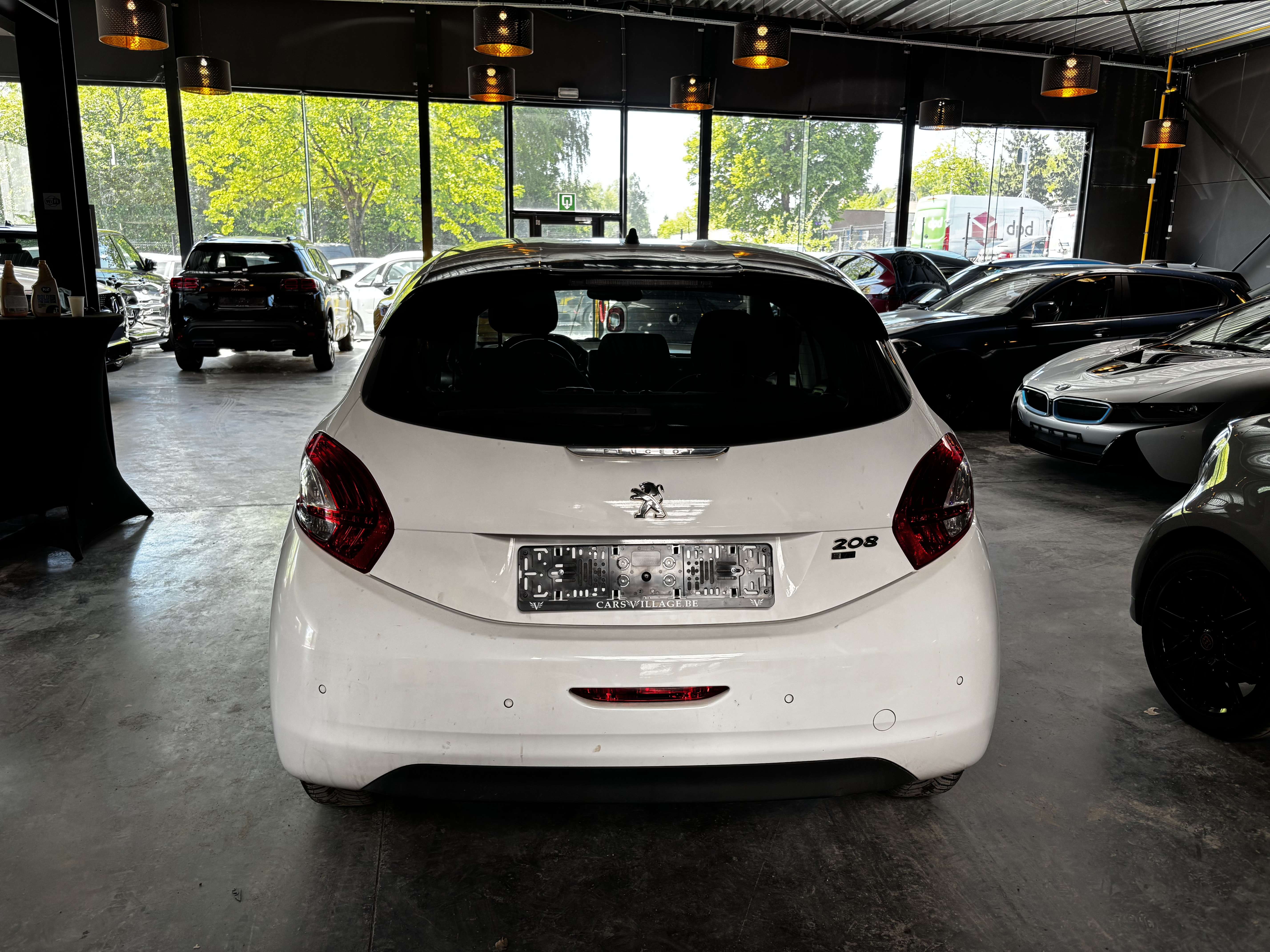 Peugeot 208 ✅12 MOIS DE GARANTIE✅208 1.2i Allure✅