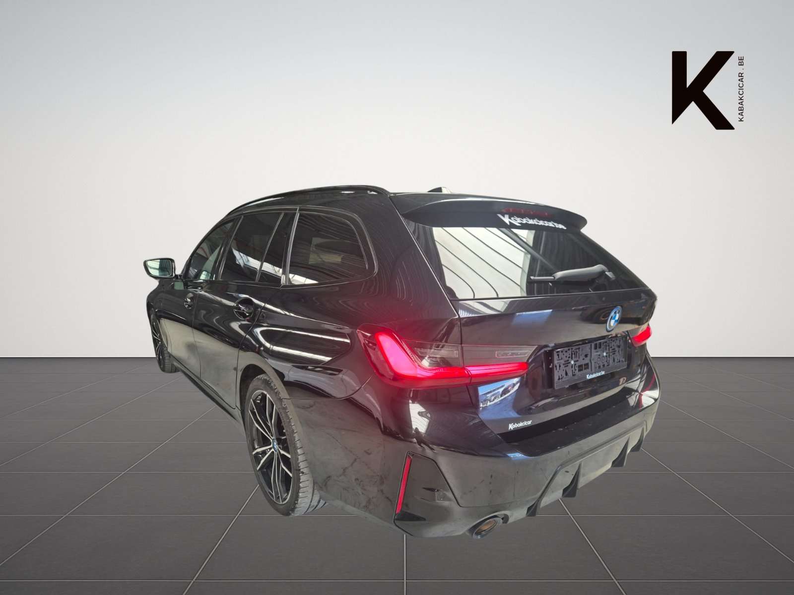 BMW 330 Touring 330eAS PHEV / Suivi Complet BMW / Carplay / Toit Panoramique-Ouvrant / Garantie 12 Mois