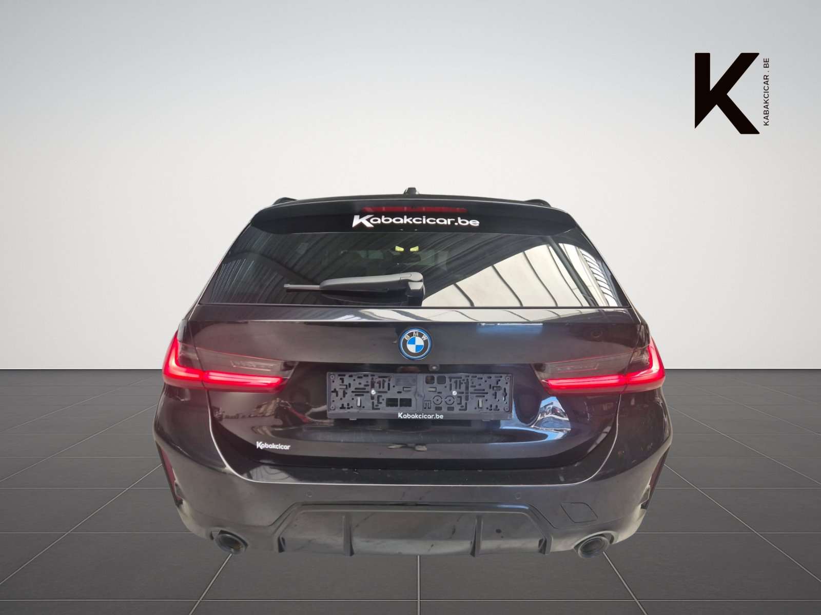 BMW 330 Touring 330eAS PHEV / Suivi Complet BMW / Carplay / Toit Panoramique-Ouvrant / Garantie 12 Mois