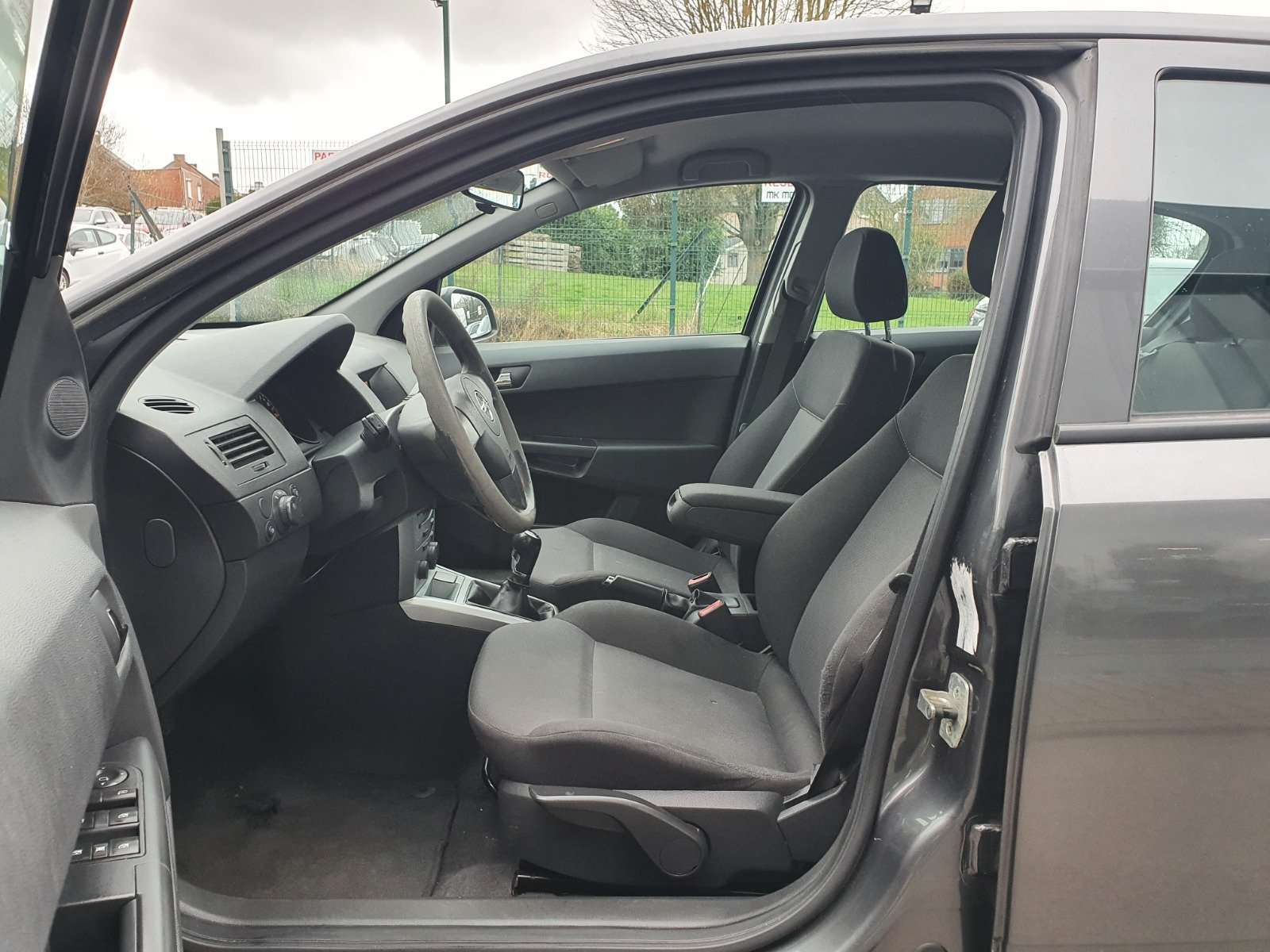 Opel Astra 🟢1.4 ESSENCE 90CV - 5 PORTES - CRUISE - CLIM