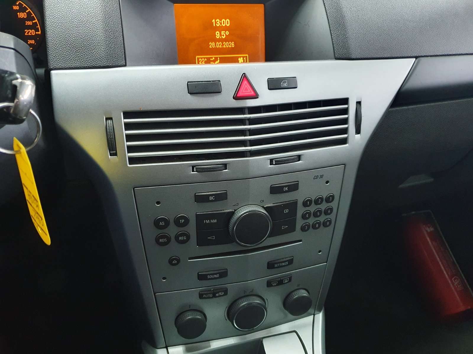 Opel Astra 🟢1.4 ESSENCE 90CV - 5 PORTES - CRUISE - CLIM