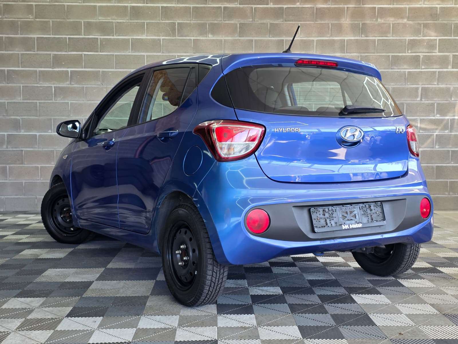 Hyundai i10 🟢1.0 ESSENCE 67CV - 1ER MAIN - 5 PORTES -CITADINE