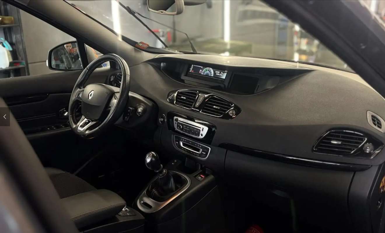 Renault Scenic BENZ. 130.000KM BJ.2013 7-ZITPL. 1ST EIGENAAR
