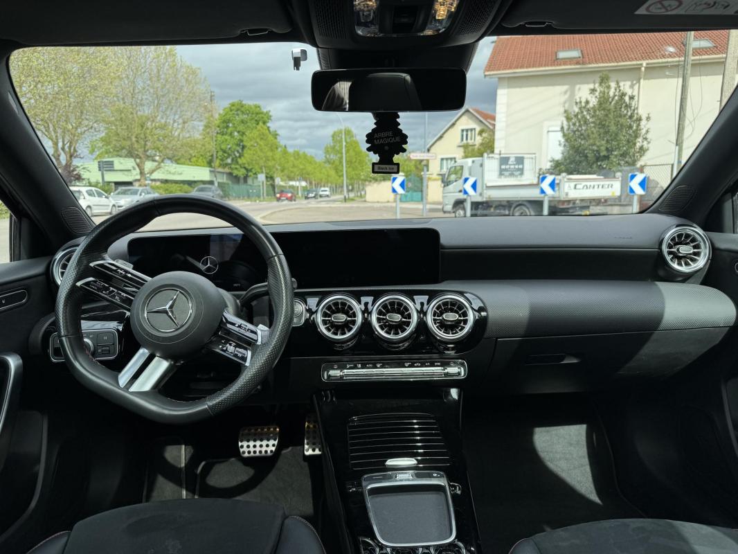Mercedes-Benz Classe A 200 - BV 7G-DCT BERLINE 5P BM 177 AMG Line PHASE 2
