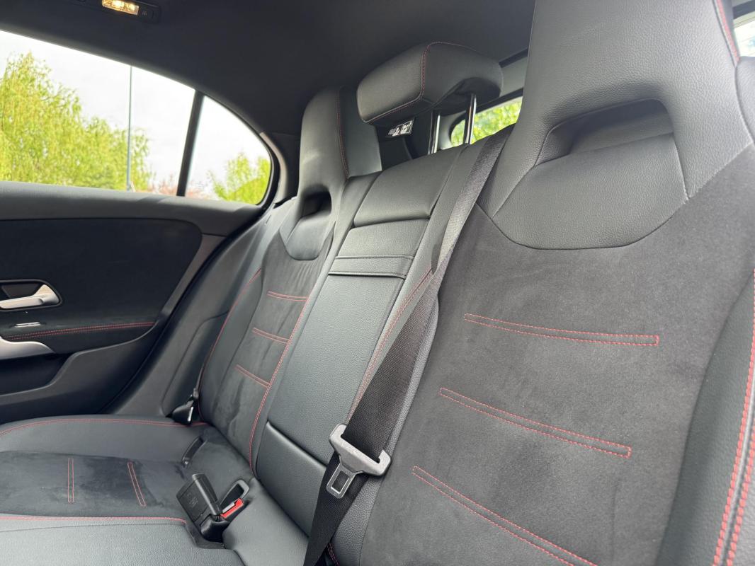 Mercedes-Benz Classe A 200 - BV 7G-DCT BERLINE 5P BM 177 AMG Line PHASE 2