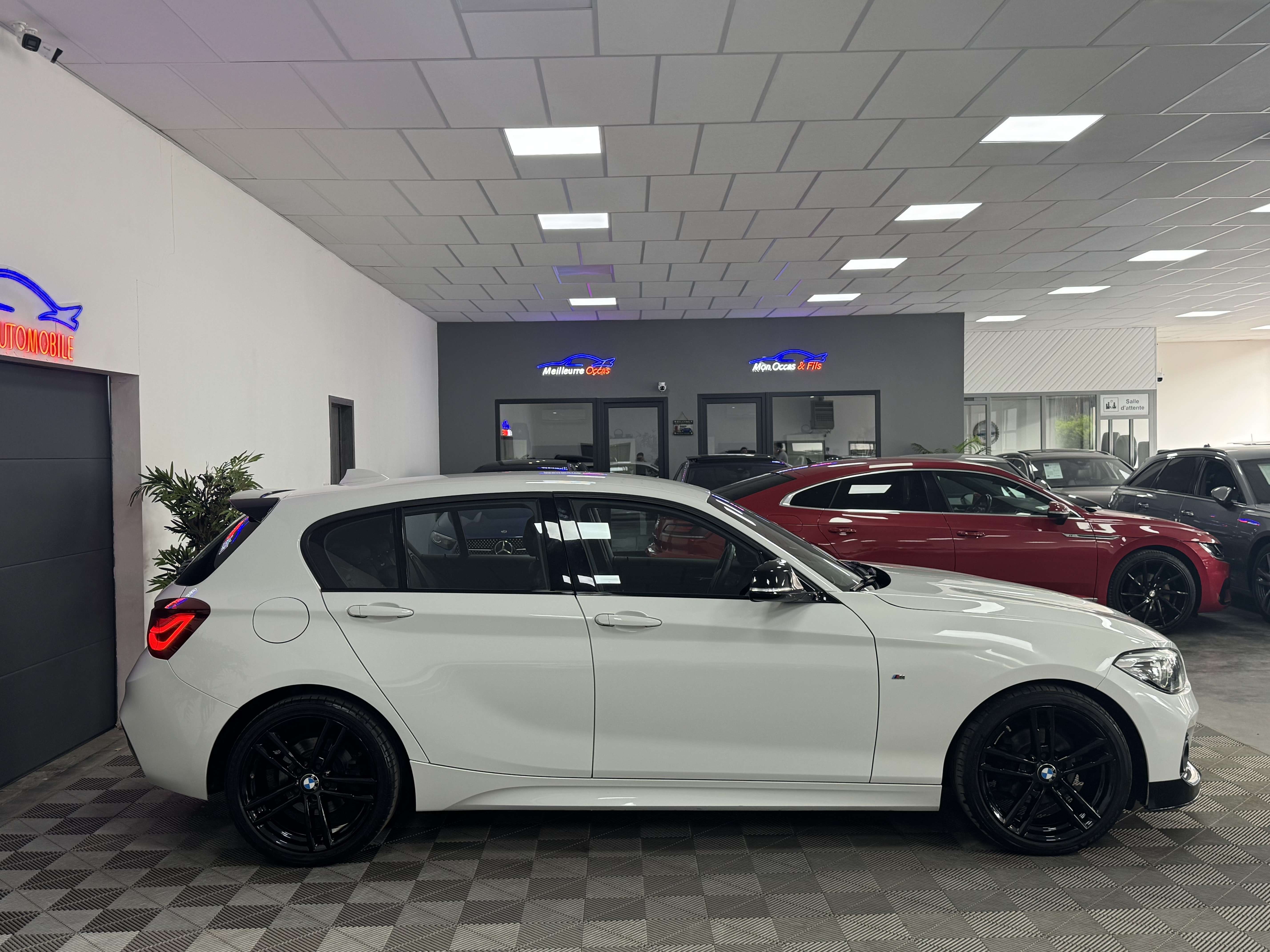 BMW 118 i Pack-M Led Harman-Kardon CarPlay 12 mois garantie