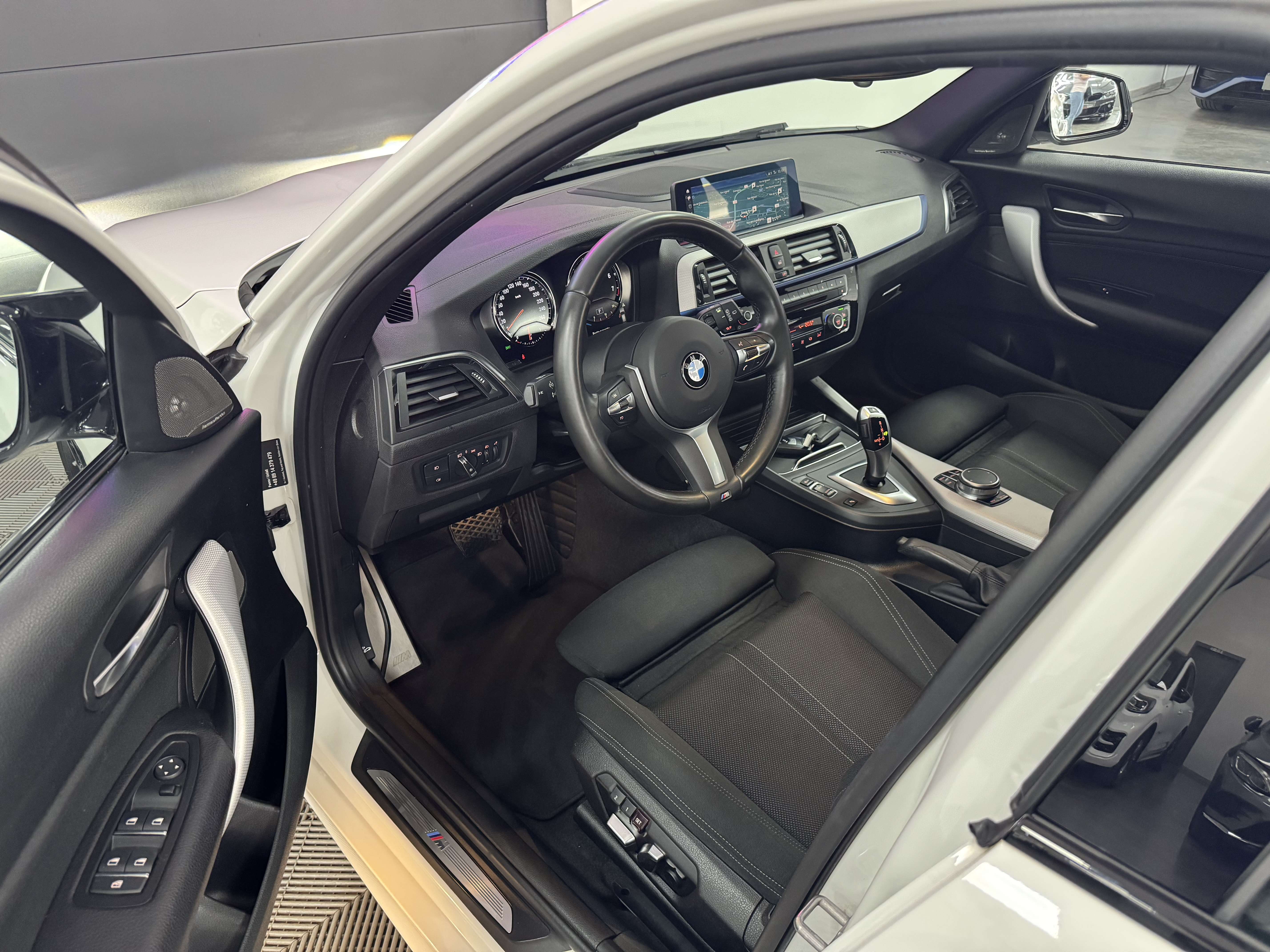 BMW 118 i Pack-M Led Harman-Kardon CarPlay 12 mois garantie