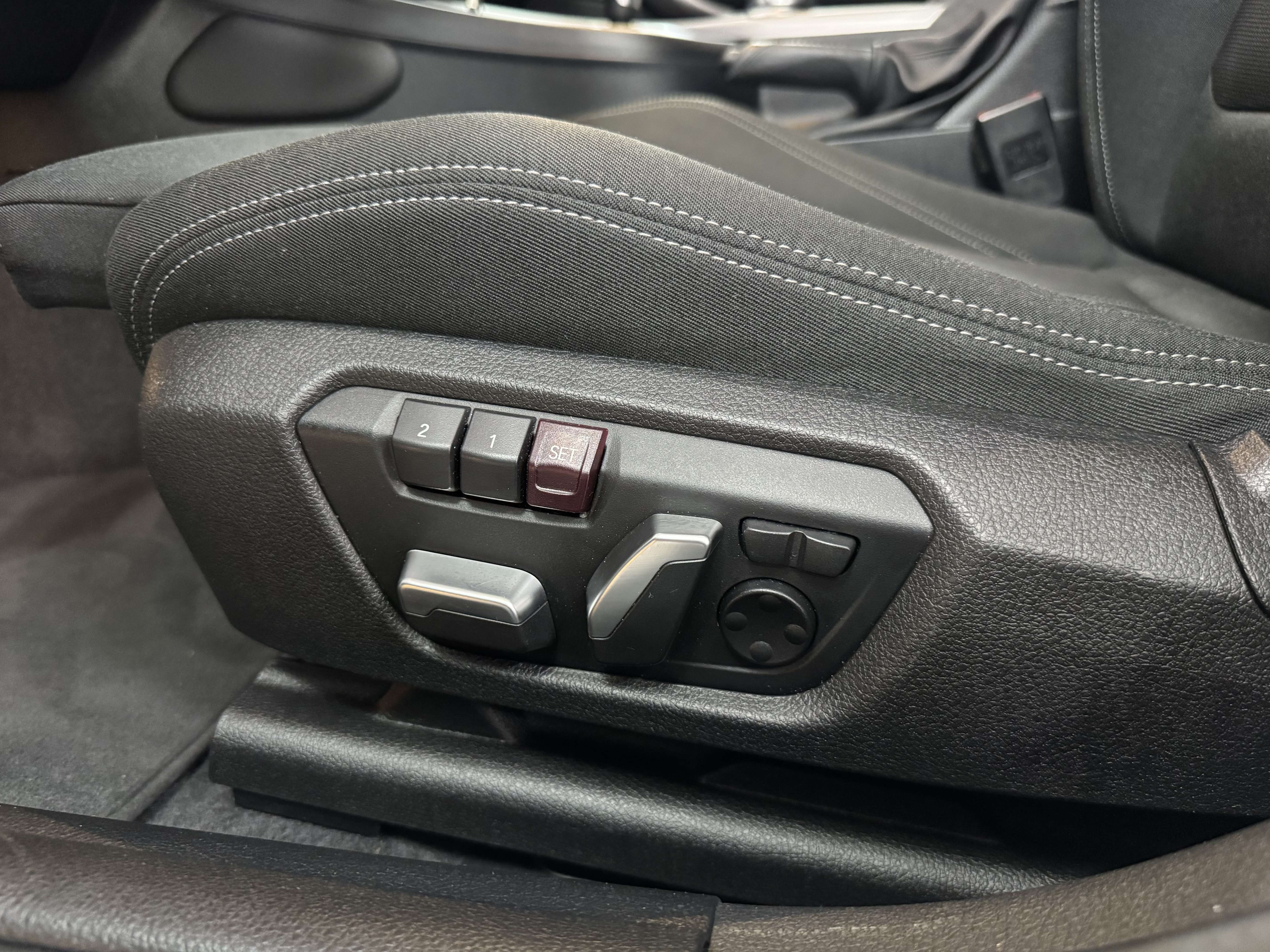 BMW 118 i Pack-M Led Harman-Kardon CarPlay 12 mois garantie