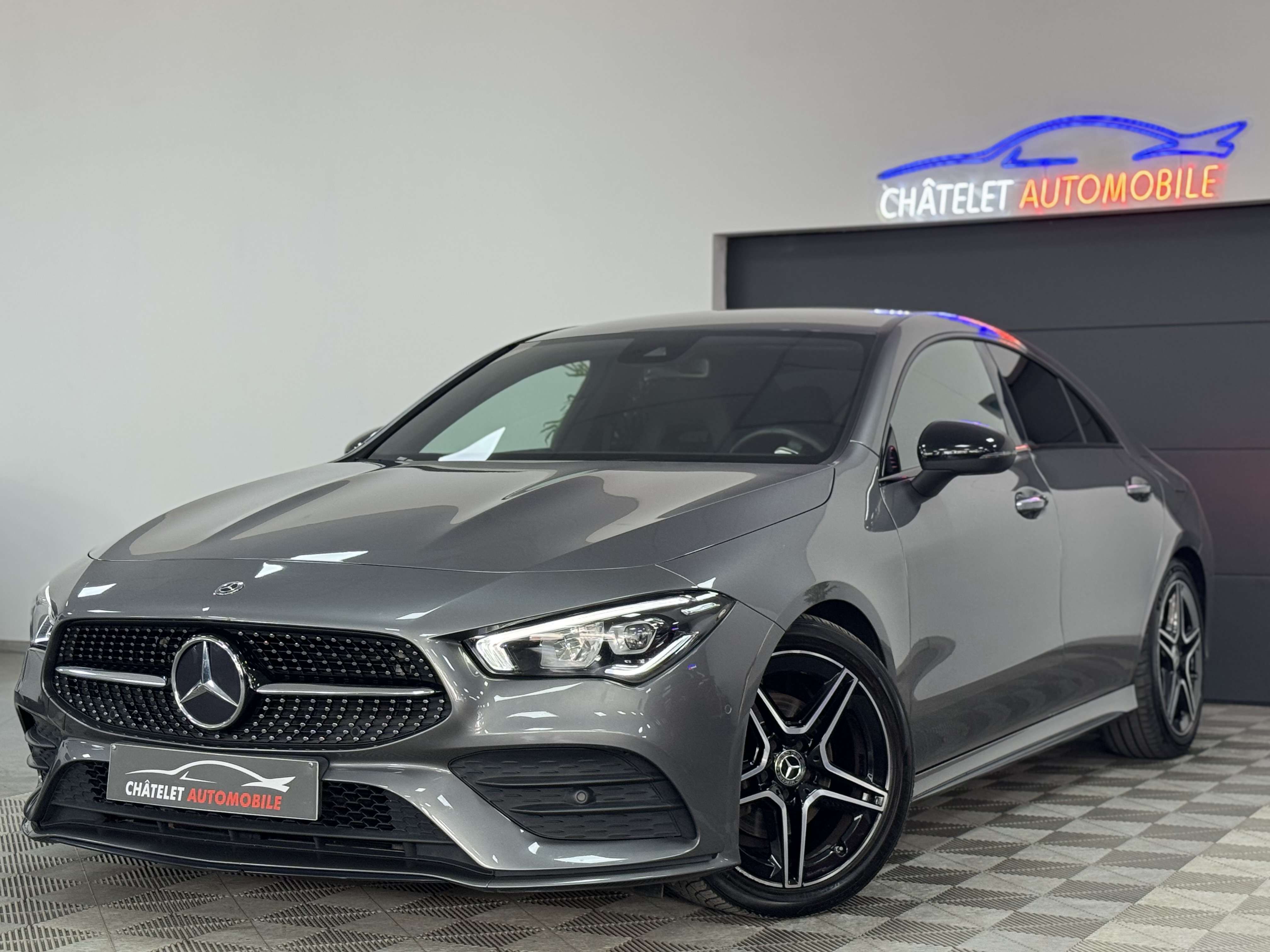 Mercedes-Benz CLA 180 d Pack-Amg Caméra Ambiance Led 12 mois garantie