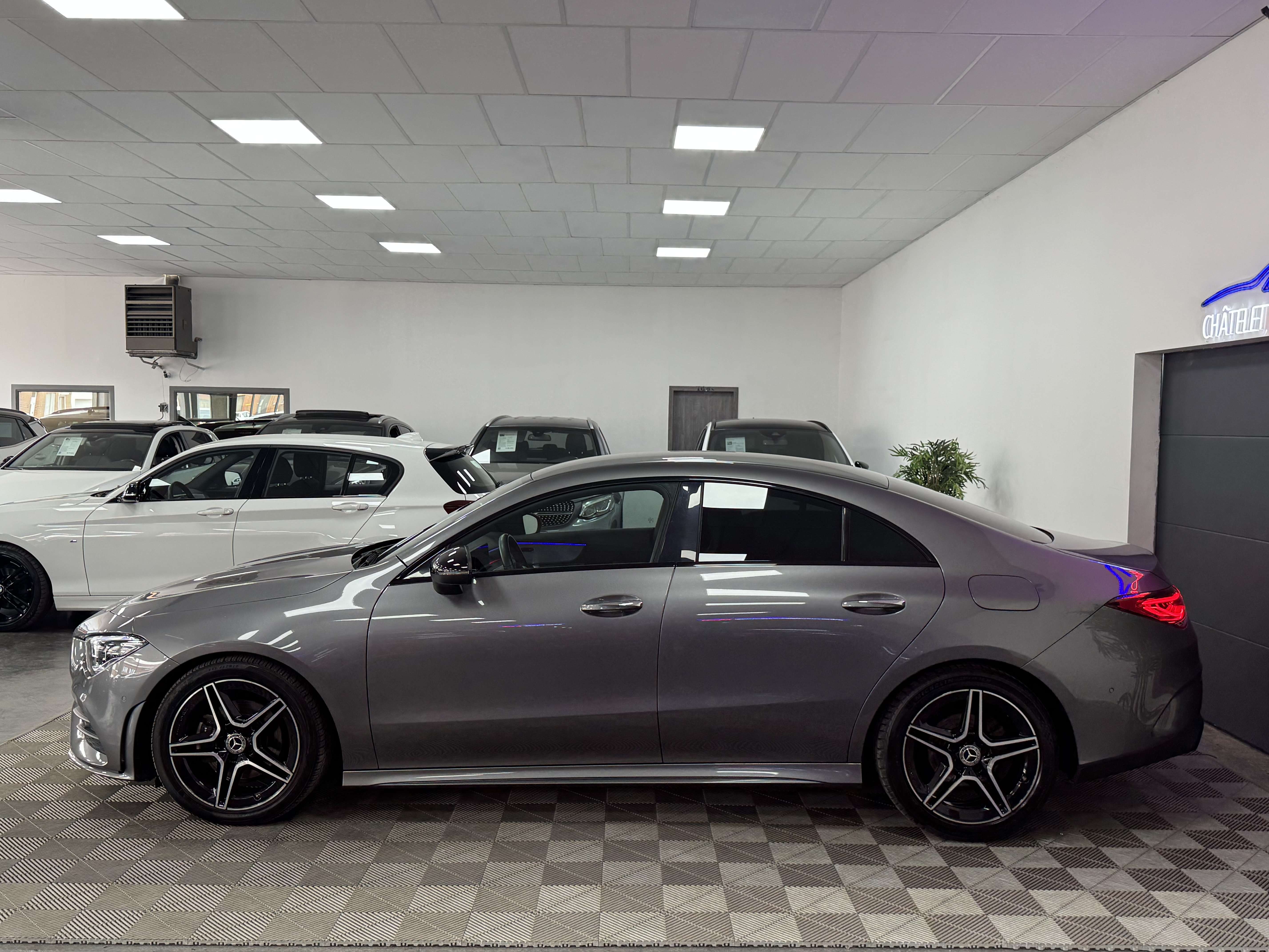 Mercedes-Benz CLA 180 d Pack-Amg Caméra Ambiance Led 12 mois garantie