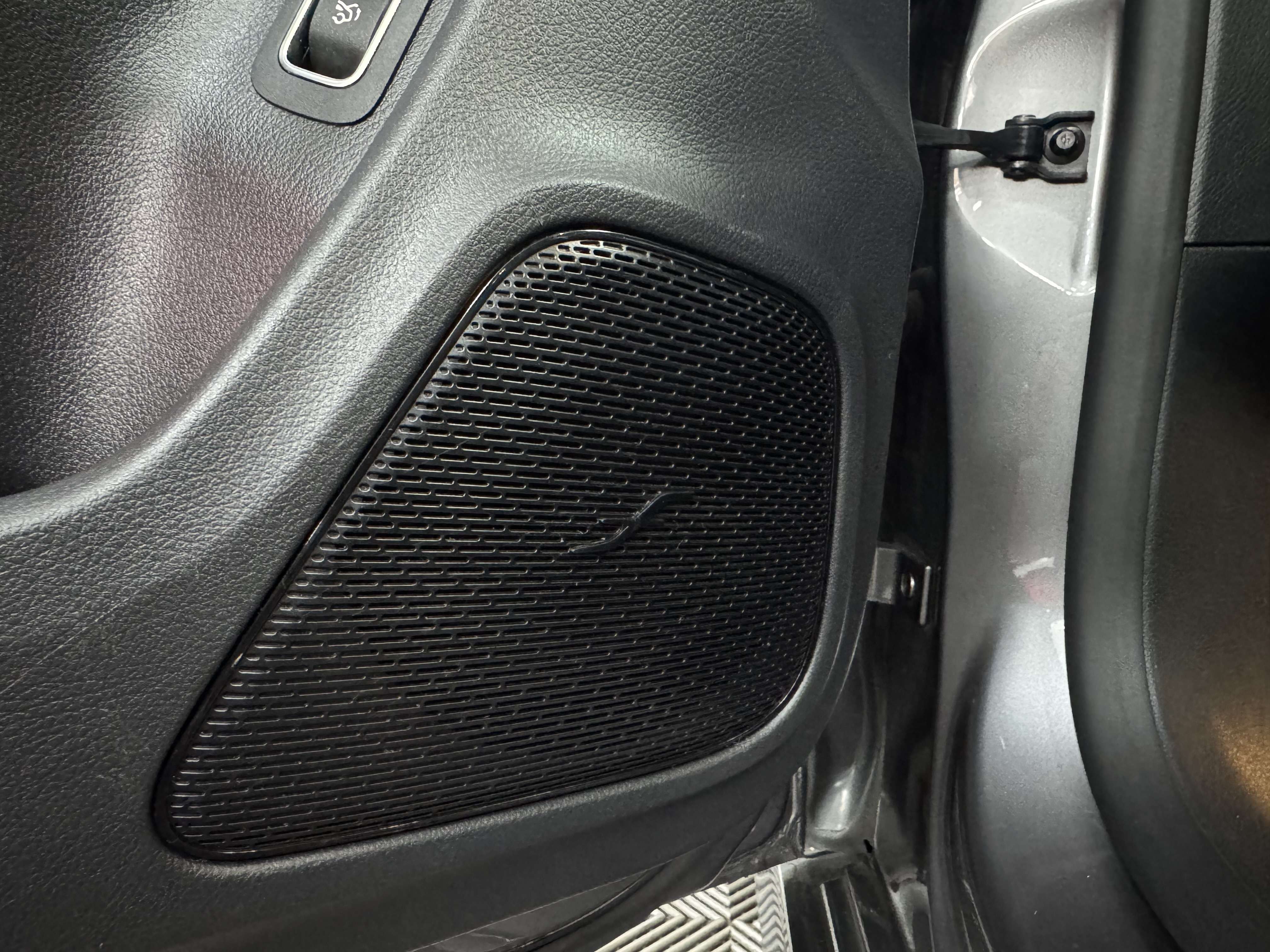 Mercedes-Benz CLA 180 d Pack-Amg Caméra Ambiance Led 12 mois garantie