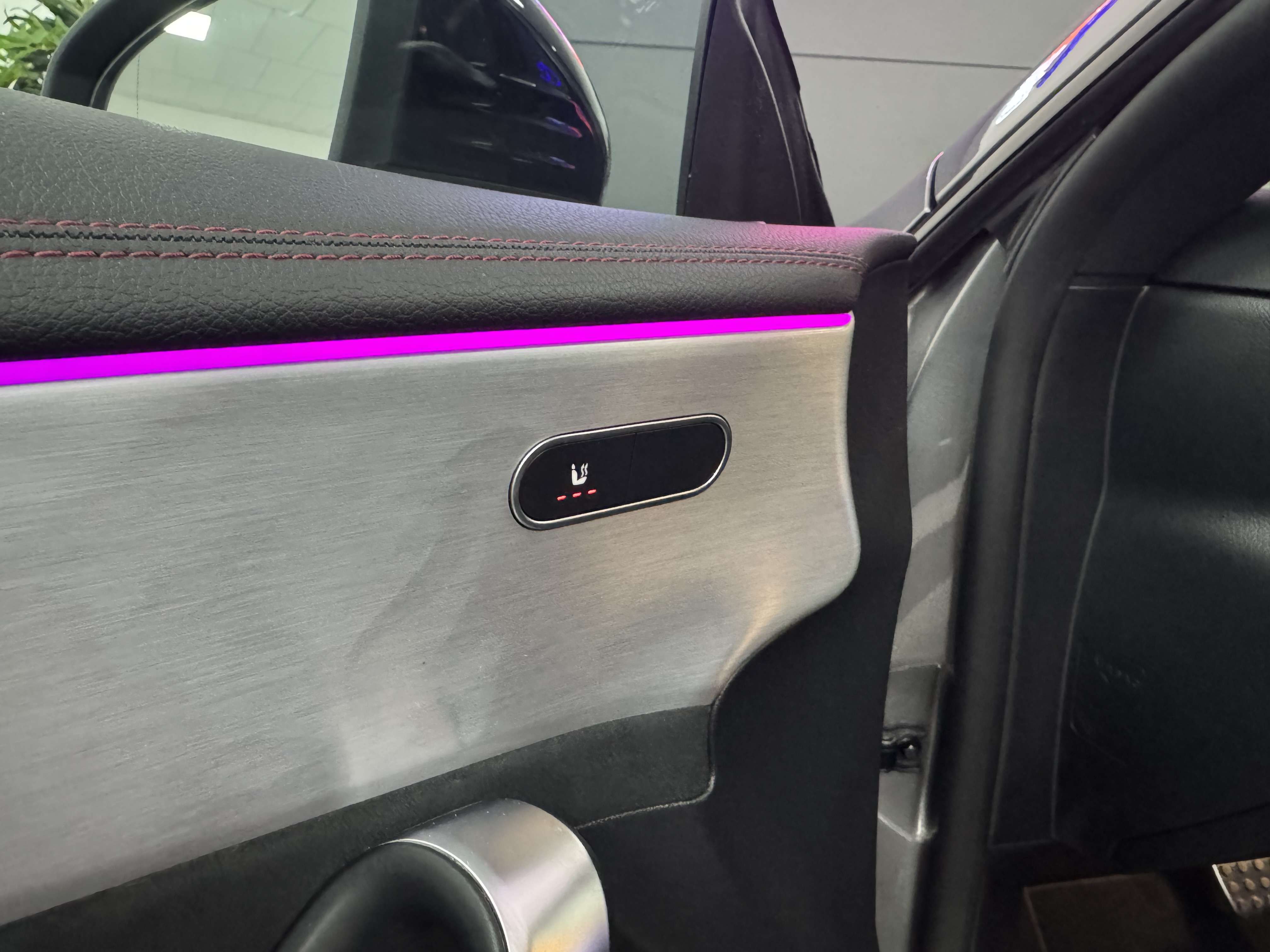 Mercedes-Benz CLA 180 d Pack-Amg Caméra Ambiance Led 12 mois garantie