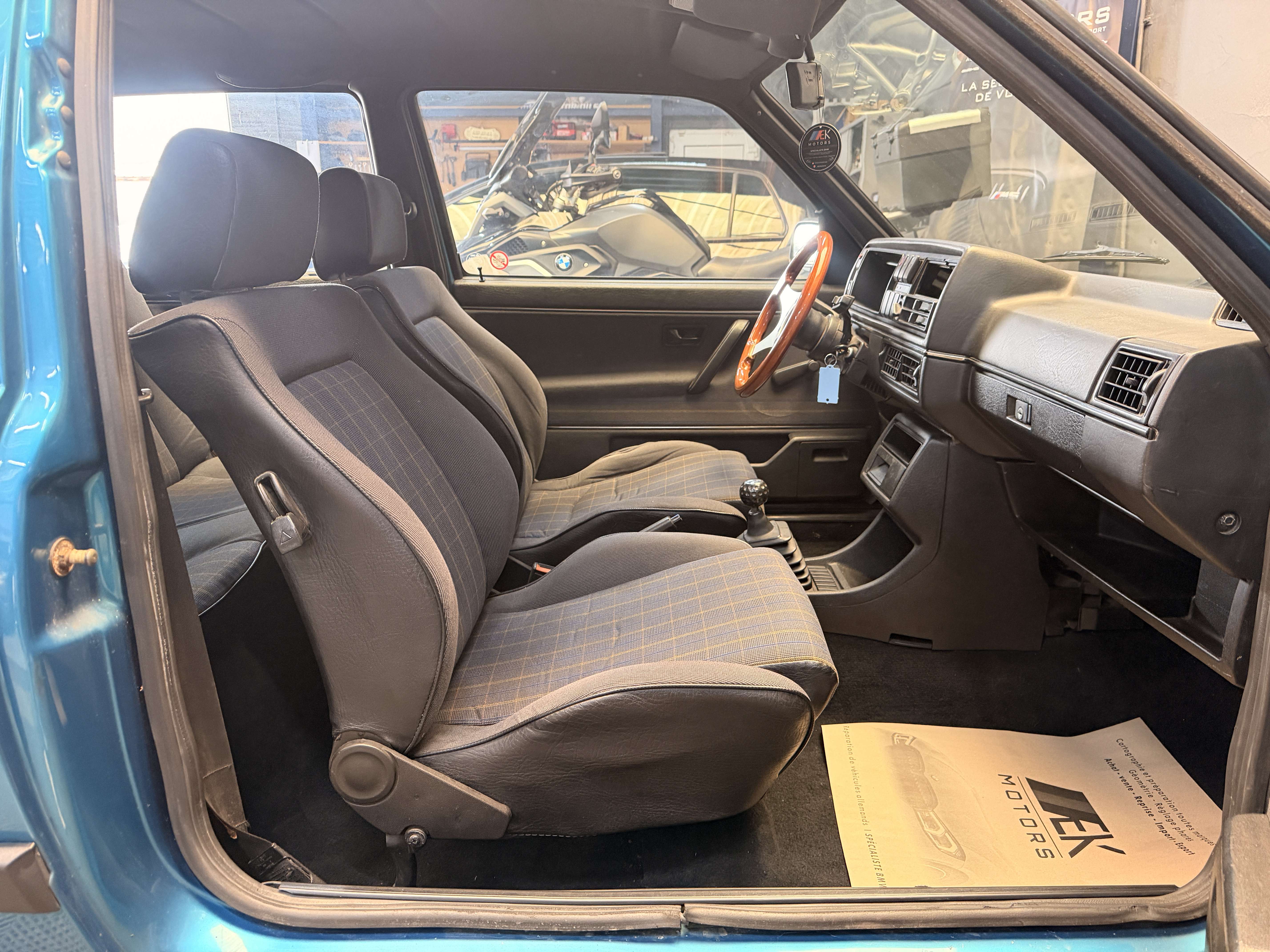 Volkswagen Golf GTI °1EREMAIN°GTi°16V°RECARO°TRES PROPRE