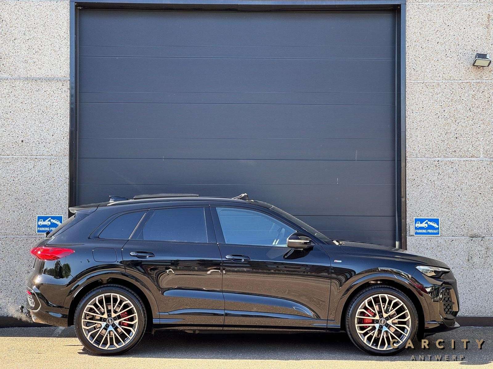 Audi Q5 Q5 2.0 TFSI Quattro S line S tronic 2026 | MASSAGE | LUCHTVERING | PANO | HUD | OLED | PASSAGIERSCHERM | B&O |