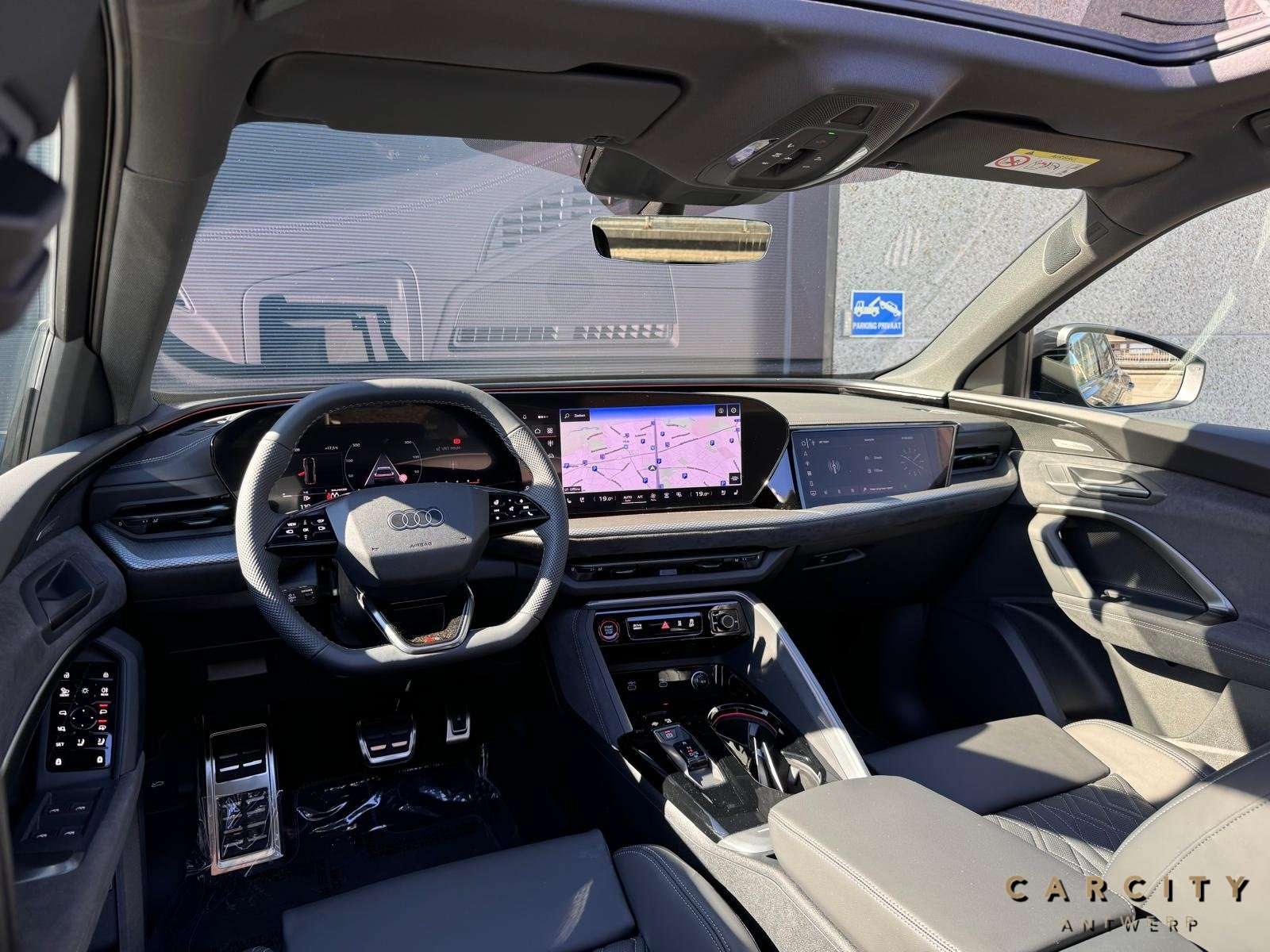 Audi Q5 Q5 2.0 TFSI Quattro S line S tronic 2026 | MASSAGE | LUCHTVERING | PANO | HUD | OLED | PASSAGIERSCHERM | B&O |