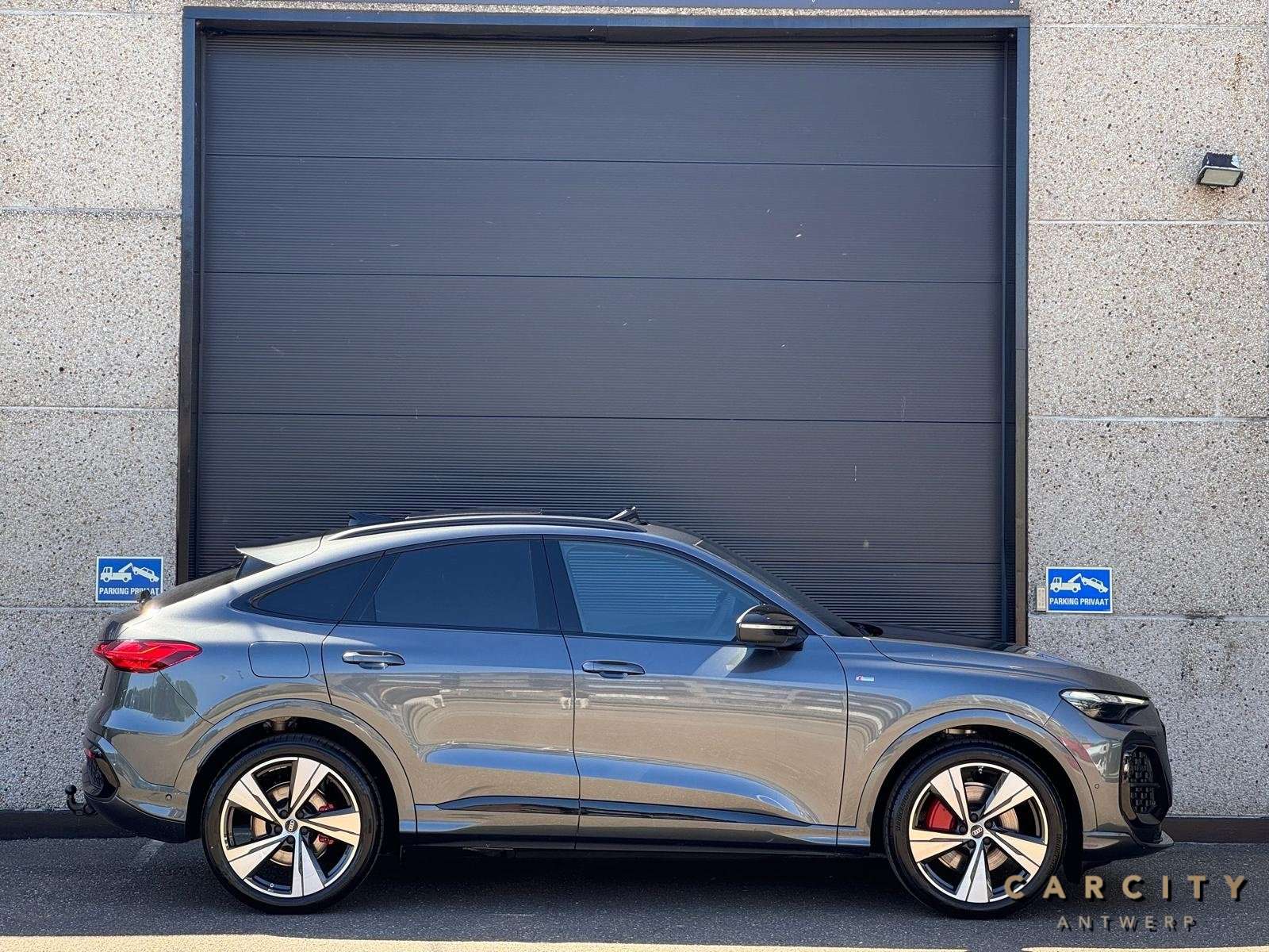 Audi Q5 Q5 Sportback 2.0 TDi Quattro S line S tronic 2026 | MASSAGE | LUCHTVERING | PANO | HUD | OLED | PASSAGIERSCHERM | B&O |