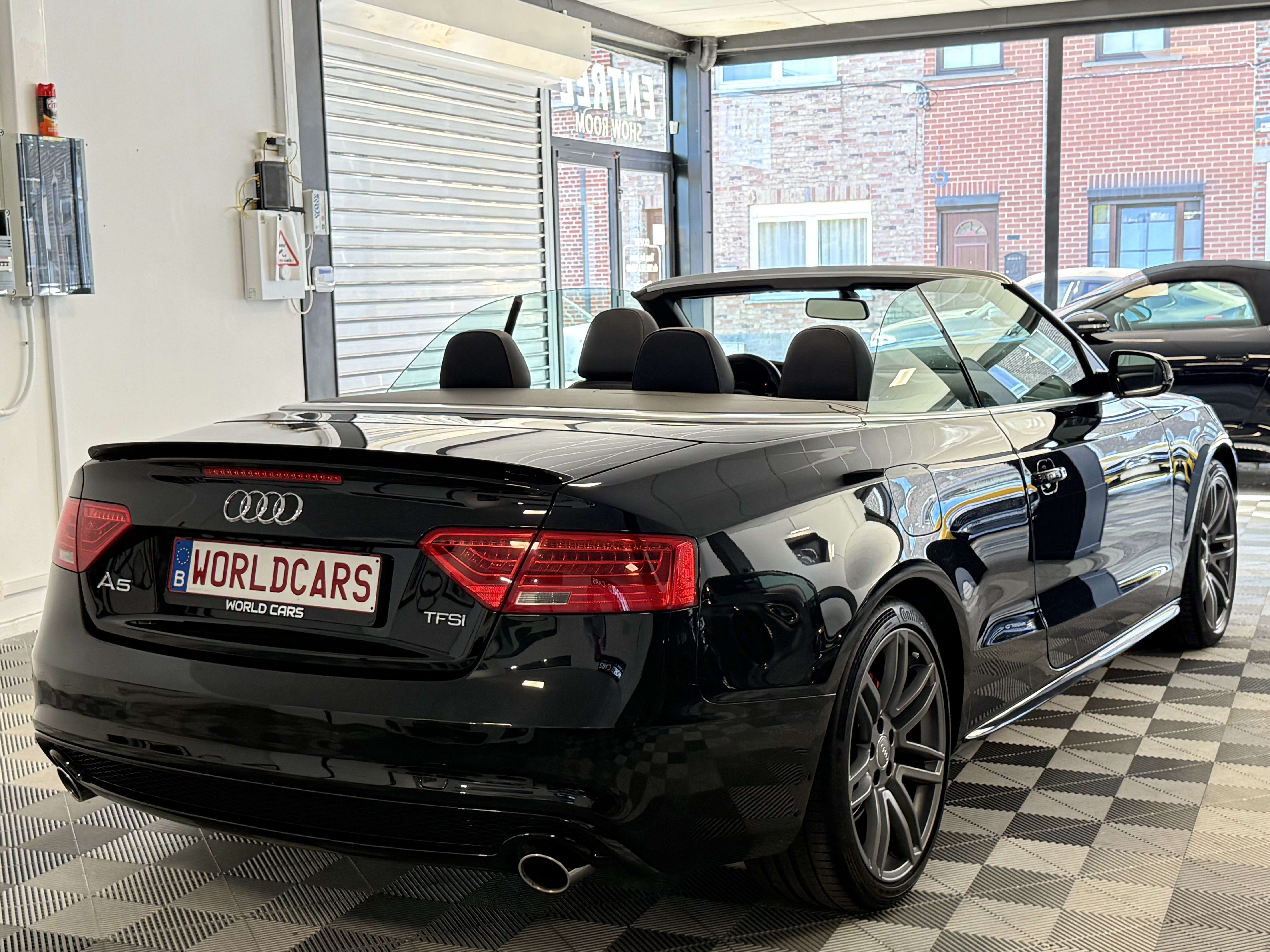 Audi A5 Cabriolet 1.8 TFSI S-LINE - NAVIGATION - FACELIFT - XENON - GARANTIE 12MOIS