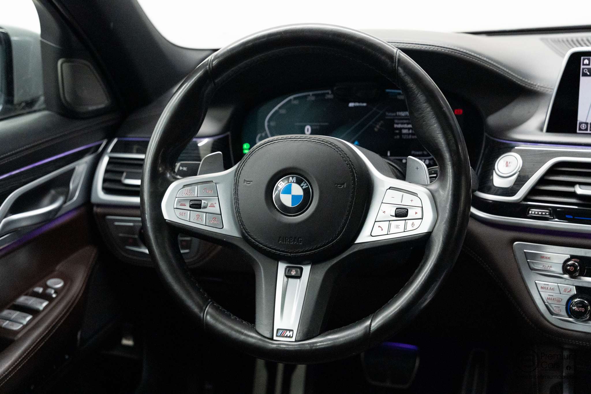 BMW 745 e M pack Individual/FULL OPTIONS!/Laser/ACC/360°/