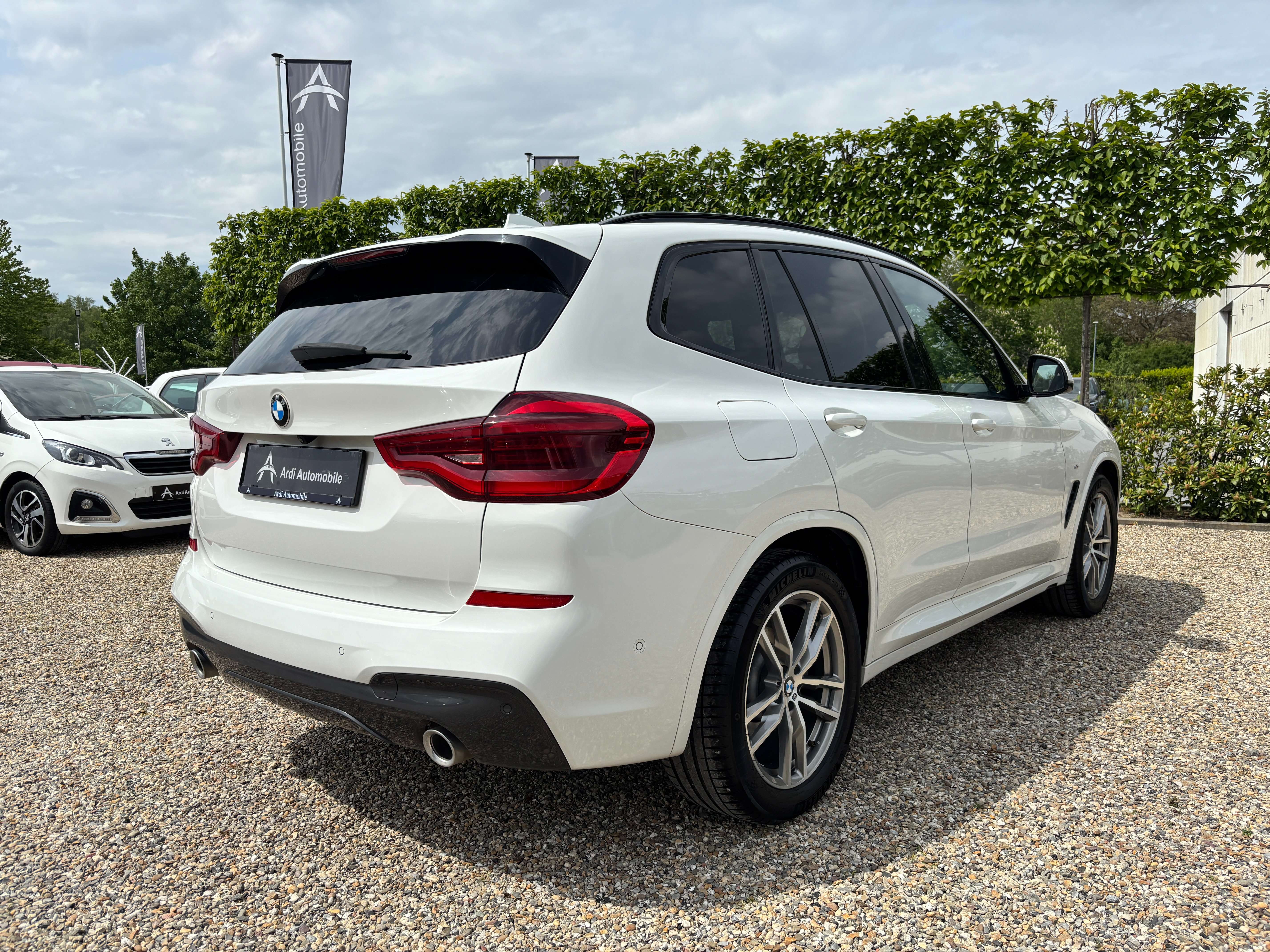 BMW X3 2.0 dA xDrive20 *PACK M*SIEGE CHAUFF*CAMERA*LED*GARANTIE*