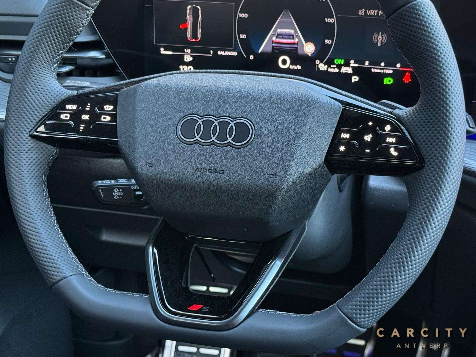 Audi Q5 Q5 2.0 TFSI Quattro S line 2026 |  NARDO GREY | LUCHTVERING | HUD | OLED | PASSAGIERSCHERM | B&O |