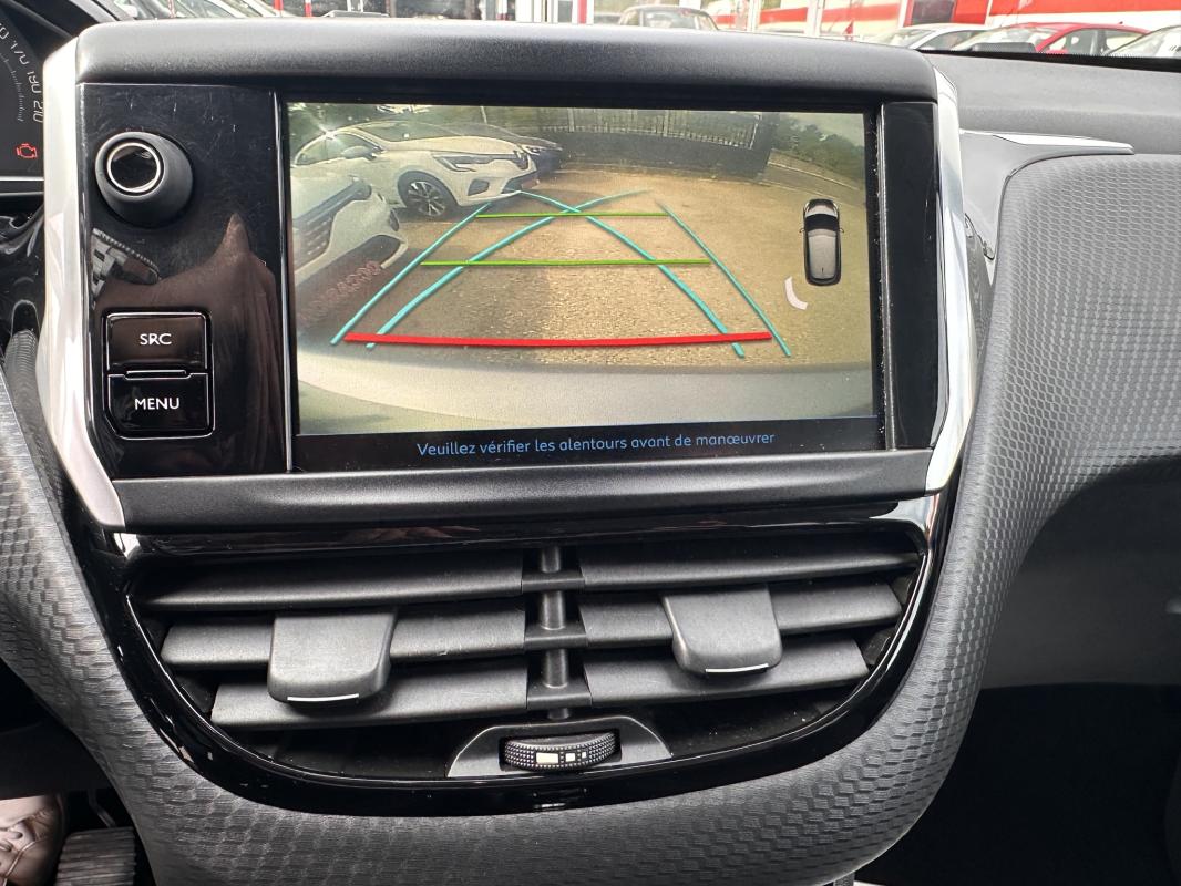 Peugeot 208 BlueHDi 100ch Tech Edition CAMERA / GPS