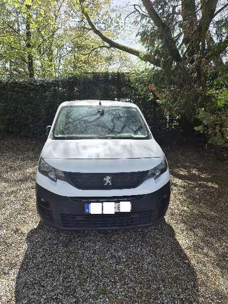 Peugeot Partner III 1.5 BLUEHDI 130 S&amp;S 950KG LONG GRIP