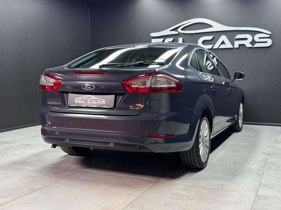 Ford Mondeo Mondeo 2.0i FFV Titanium **12 mois de garantie**