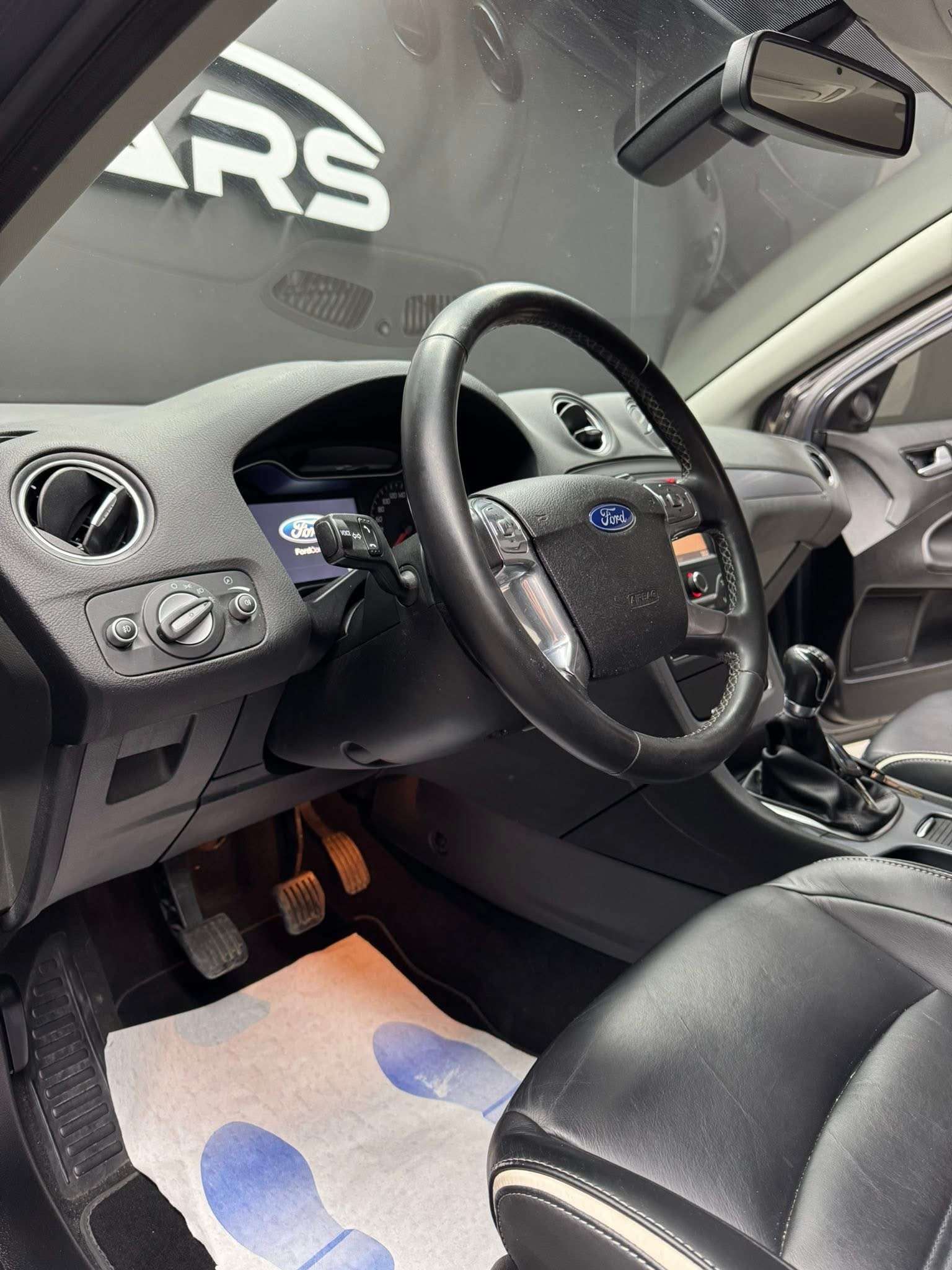 Ford Mondeo Mondeo 2.0i FFV Titanium **12 mois de garantie**