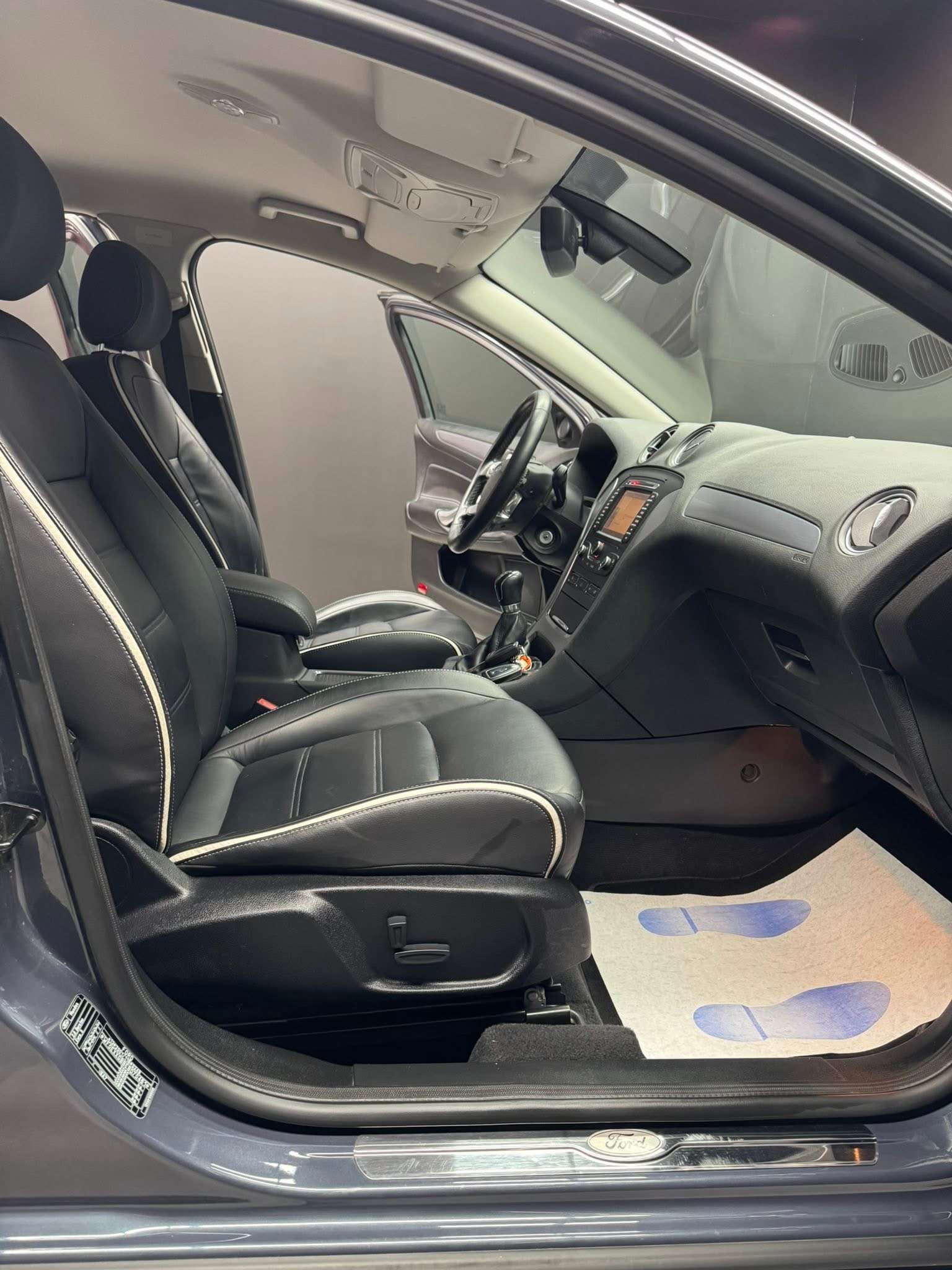 Ford Mondeo Mondeo 2.0i FFV Titanium **12 mois de garantie**