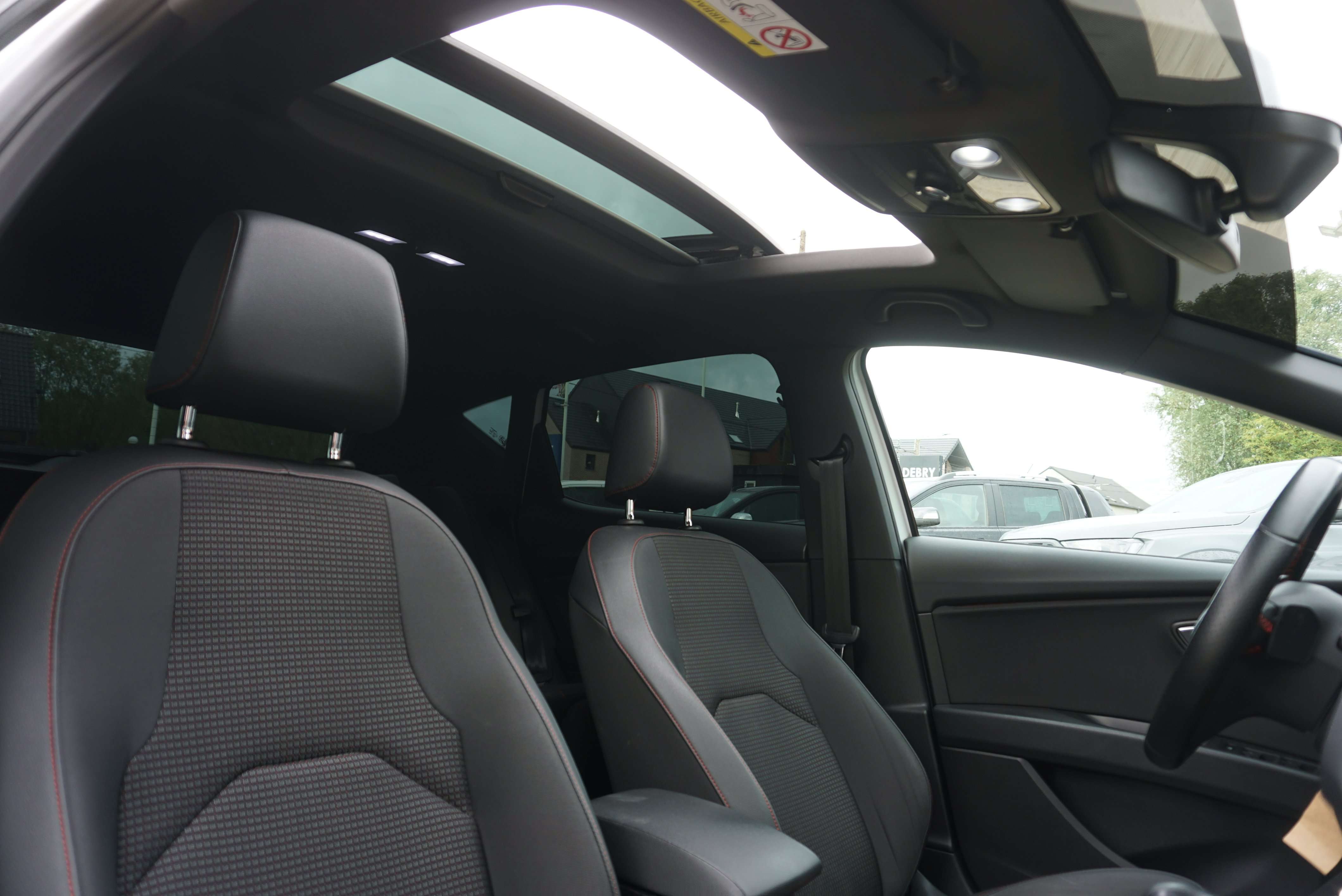 SEAT Leon 2.0 TSI FR BOITE-AUTO COCKPIT TOIT-PANO CAR-PLAY