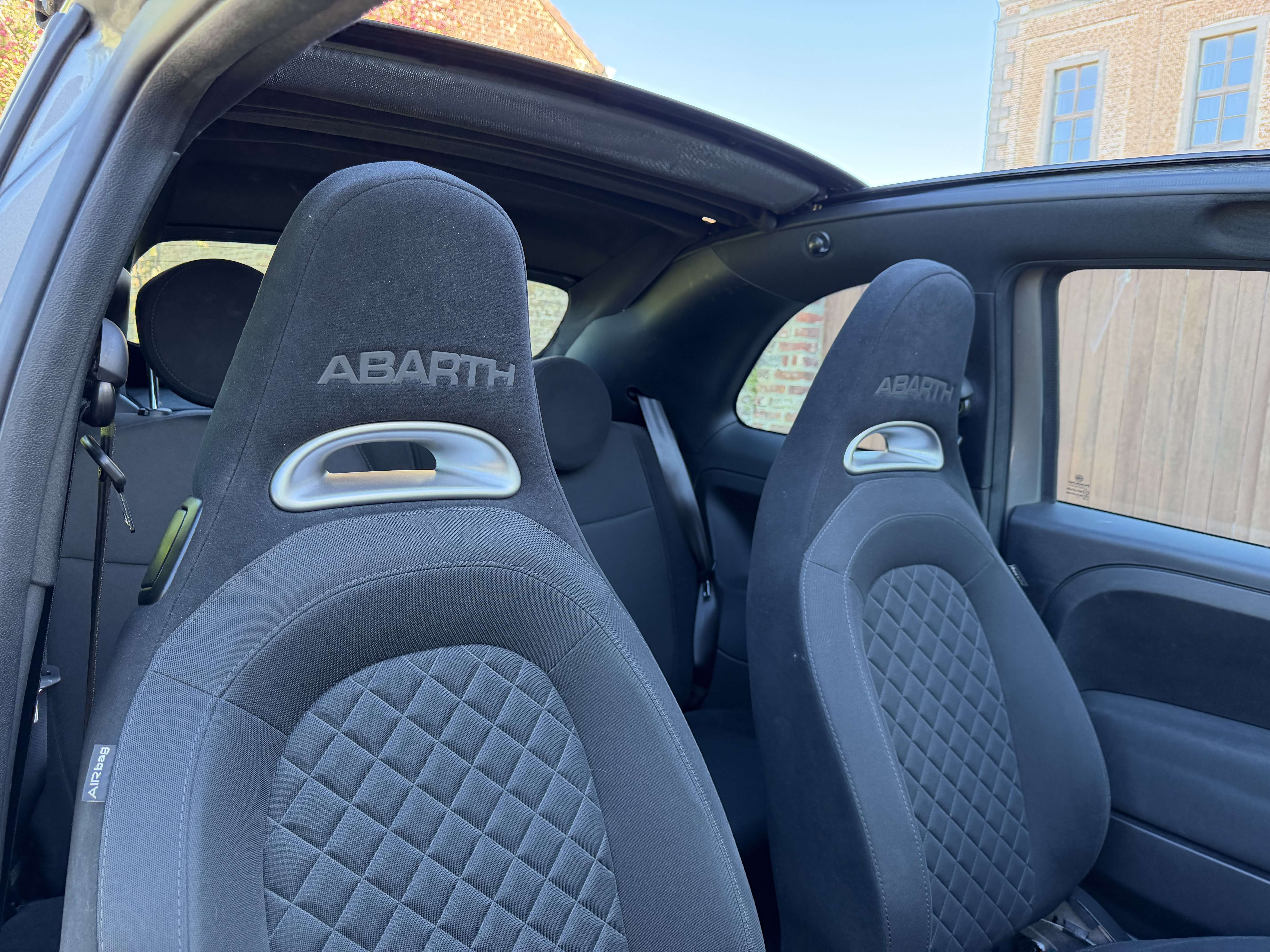 Abarth 595C 1.4 T-Jet (EU6D) *GPS*PDC*GARANTIE*