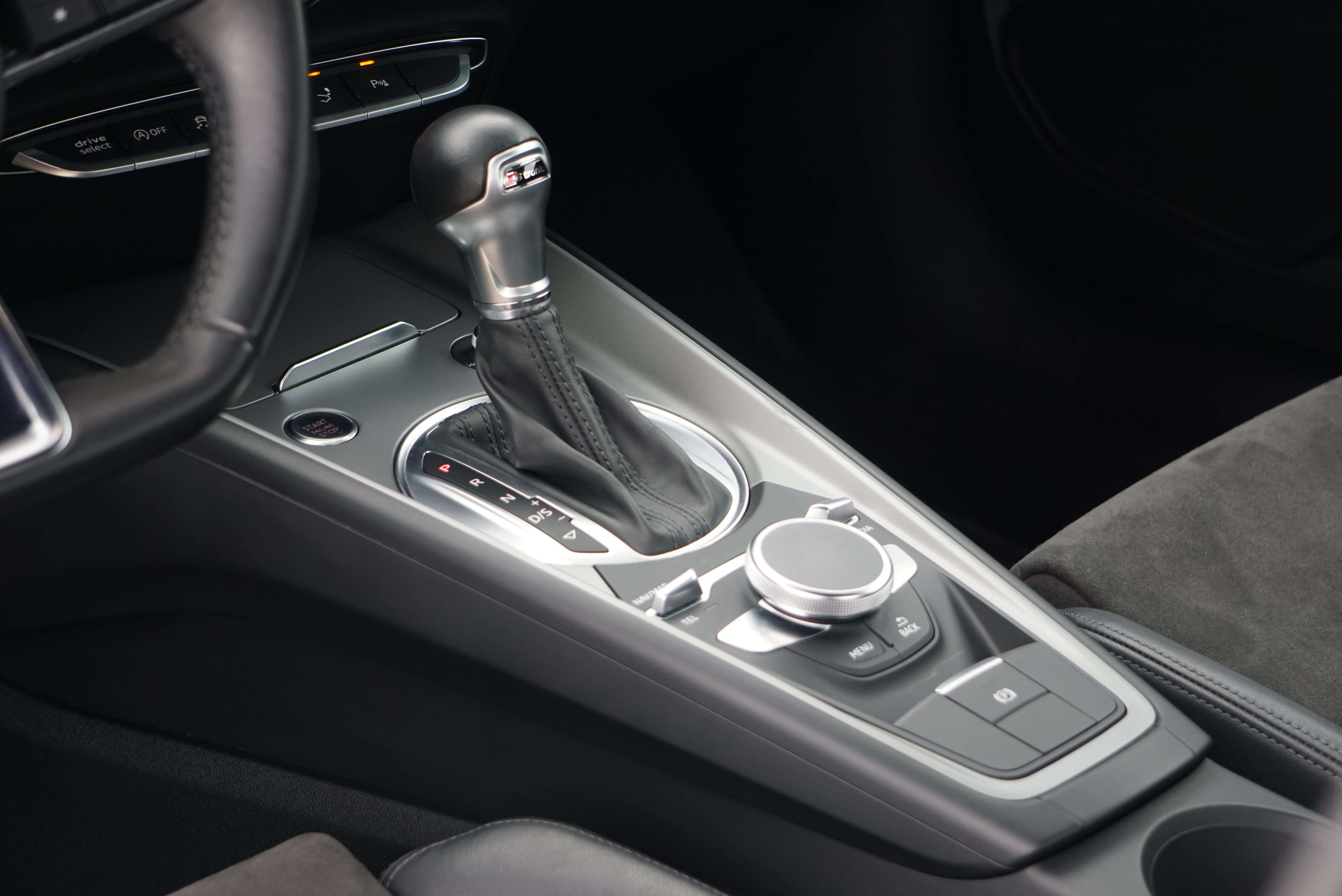 Audi TT Coupé 40 TFSI BOITE AUTO COCKPIT 1ER MAIN GARANTIE 1AN