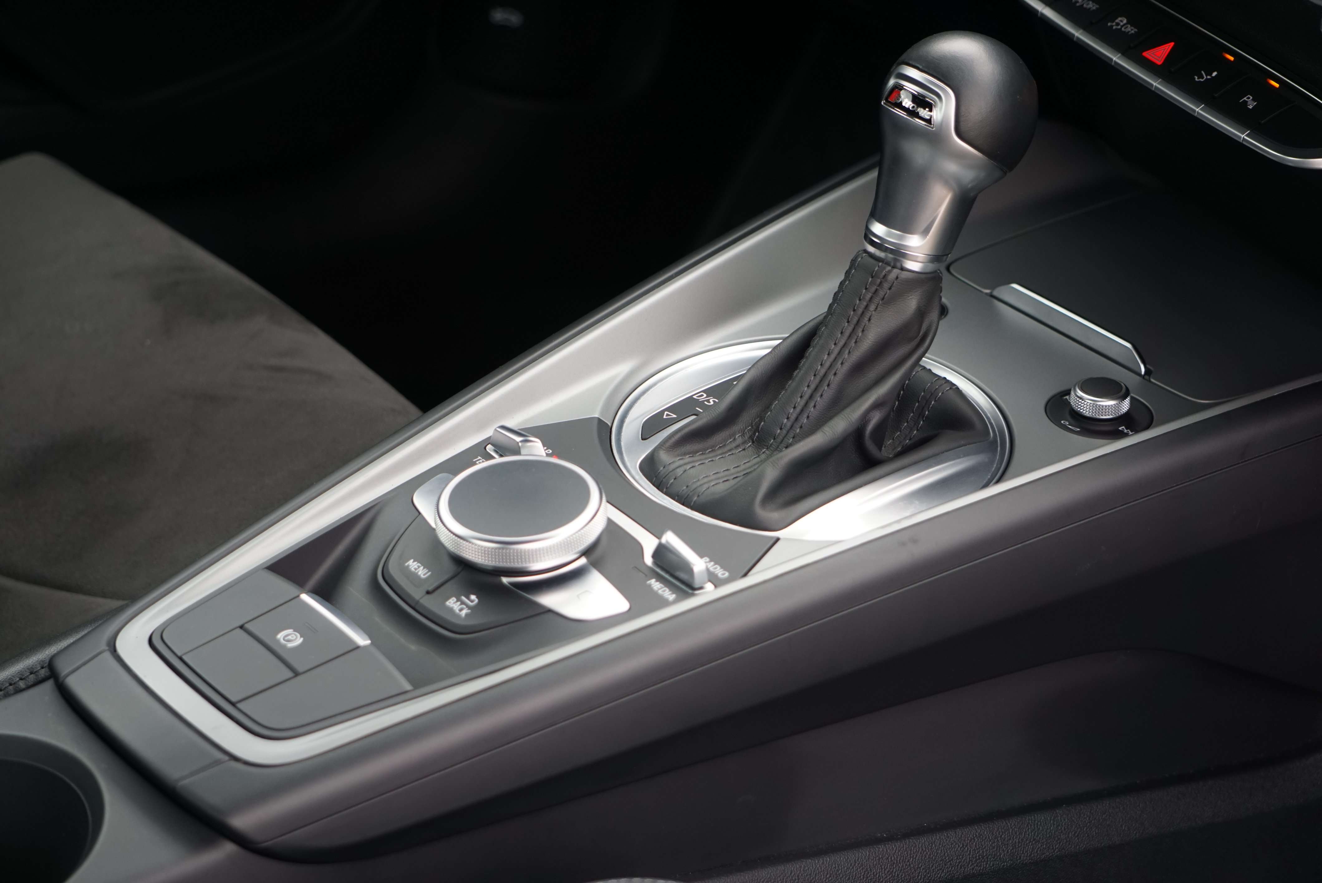 Audi TT Coupé 40 TFSI BOITE AUTO COCKPIT 1ER MAIN GARANTIE 1AN
