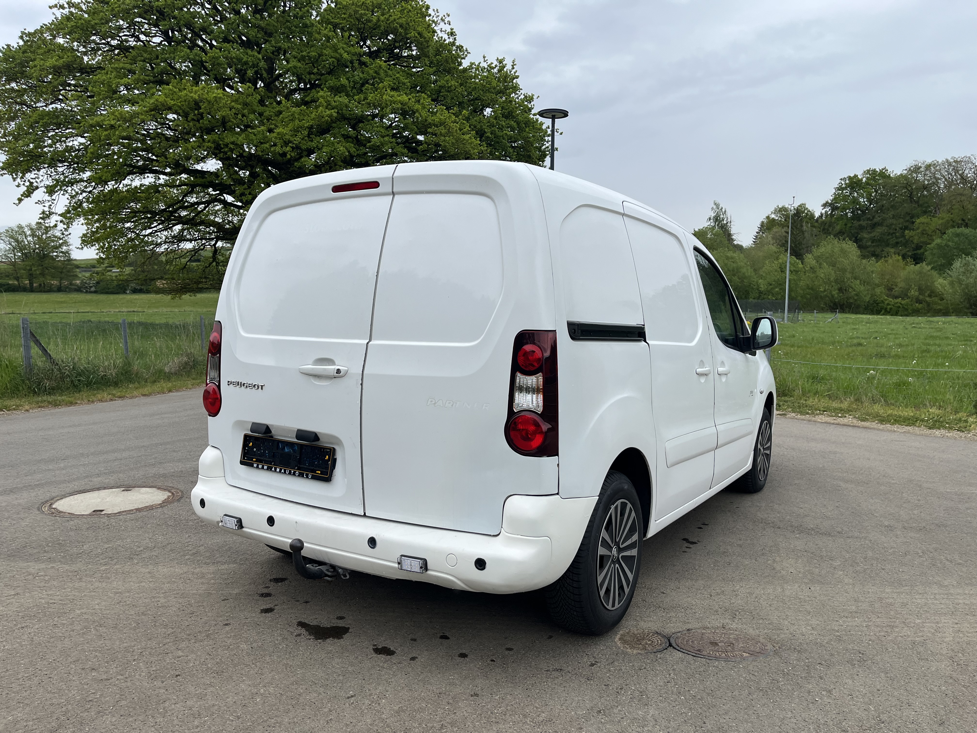 Peugeot Partner III 1.5 BLUEHDI 100 Garantie 12 Mois