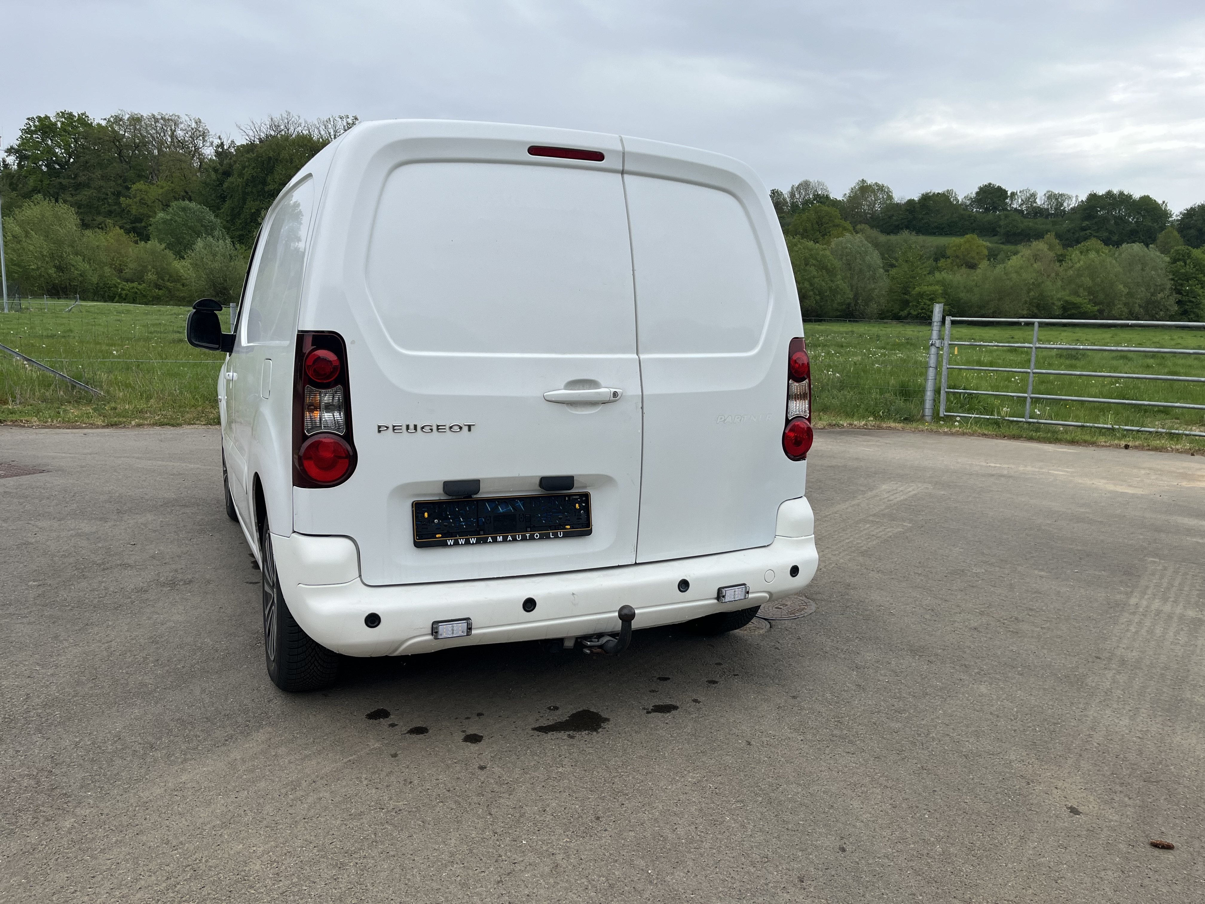 Peugeot Partner III 1.5 BLUEHDI 100 Garantie 12 Mois
