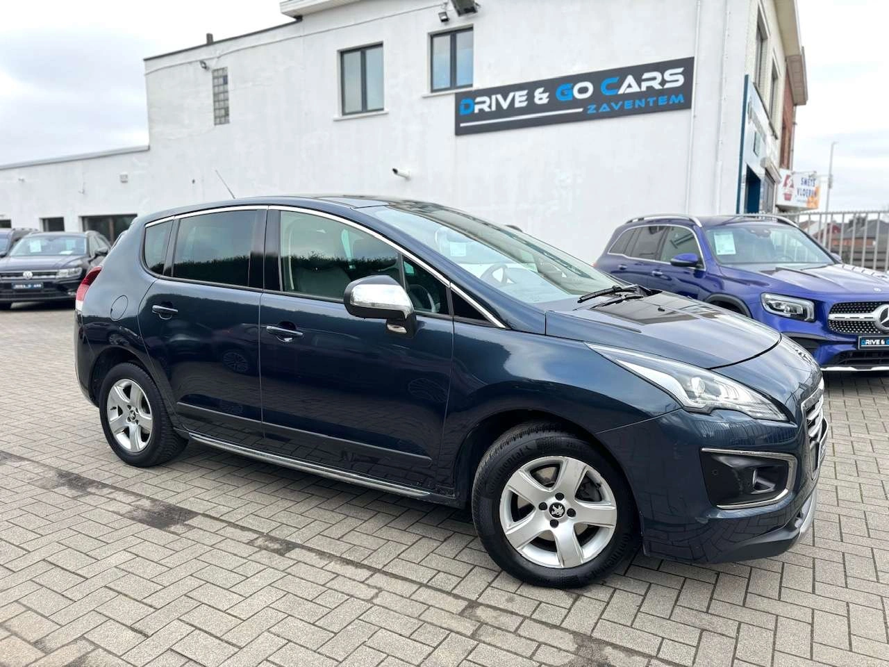Peugeot 3008 2.0 HDi Féline DVD - Xenon - Pano  ** 1 JAAR GARANTIE ** !!