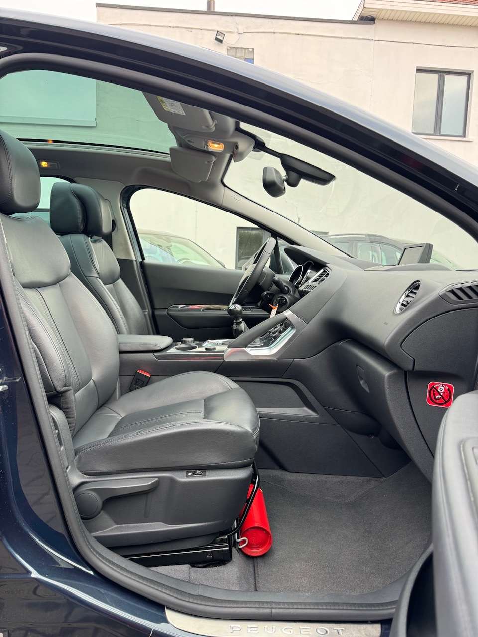 Peugeot 3008 2.0 HDi Féline DVD - Xenon - Pano  ** 1 JAAR GARANTIE ** !!