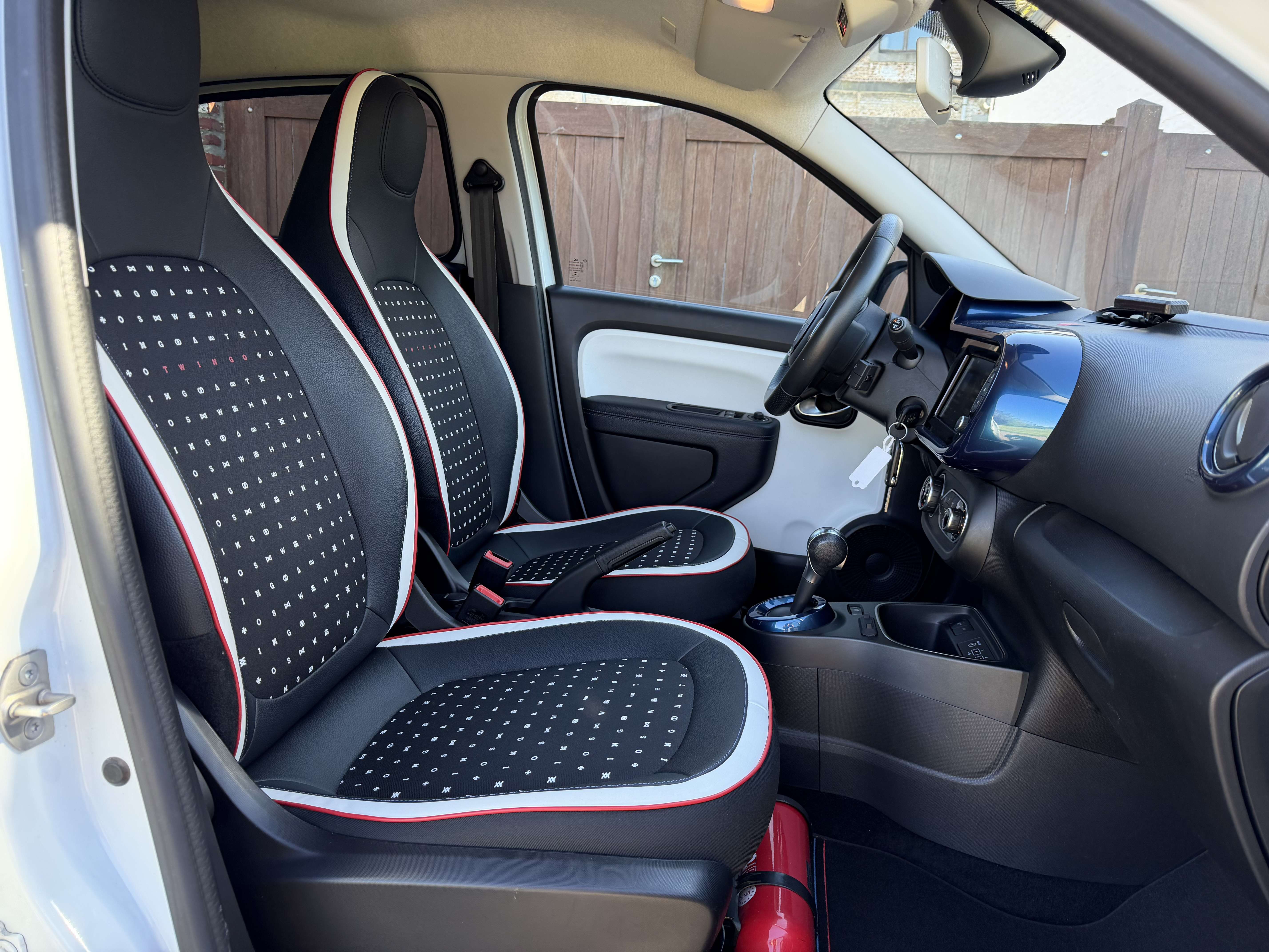 Renault Twingo 0.9 TCe Signature EDC *AUTOMATIQUE*