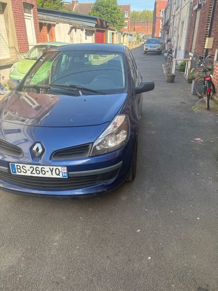 Renault Clio III 1.5 DCI 70 EXTREME FONCEE 5P