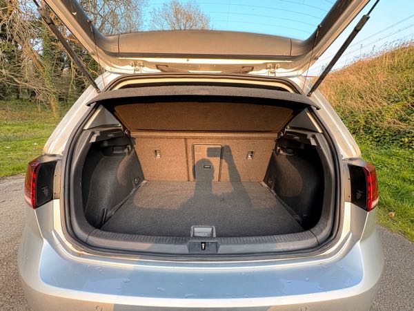 Volkswagen Golf VII (2) 1.6 TDI 115 CONFORT BUSINESS 5P