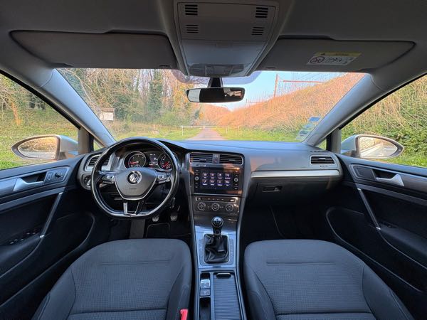 Volkswagen Golf VII (2) 1.6 TDI 115 CONFORT BUSINESS 5P