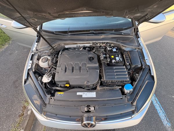 Volkswagen Golf VII (2) 1.6 TDI 115 CONFORT BUSINESS 5P