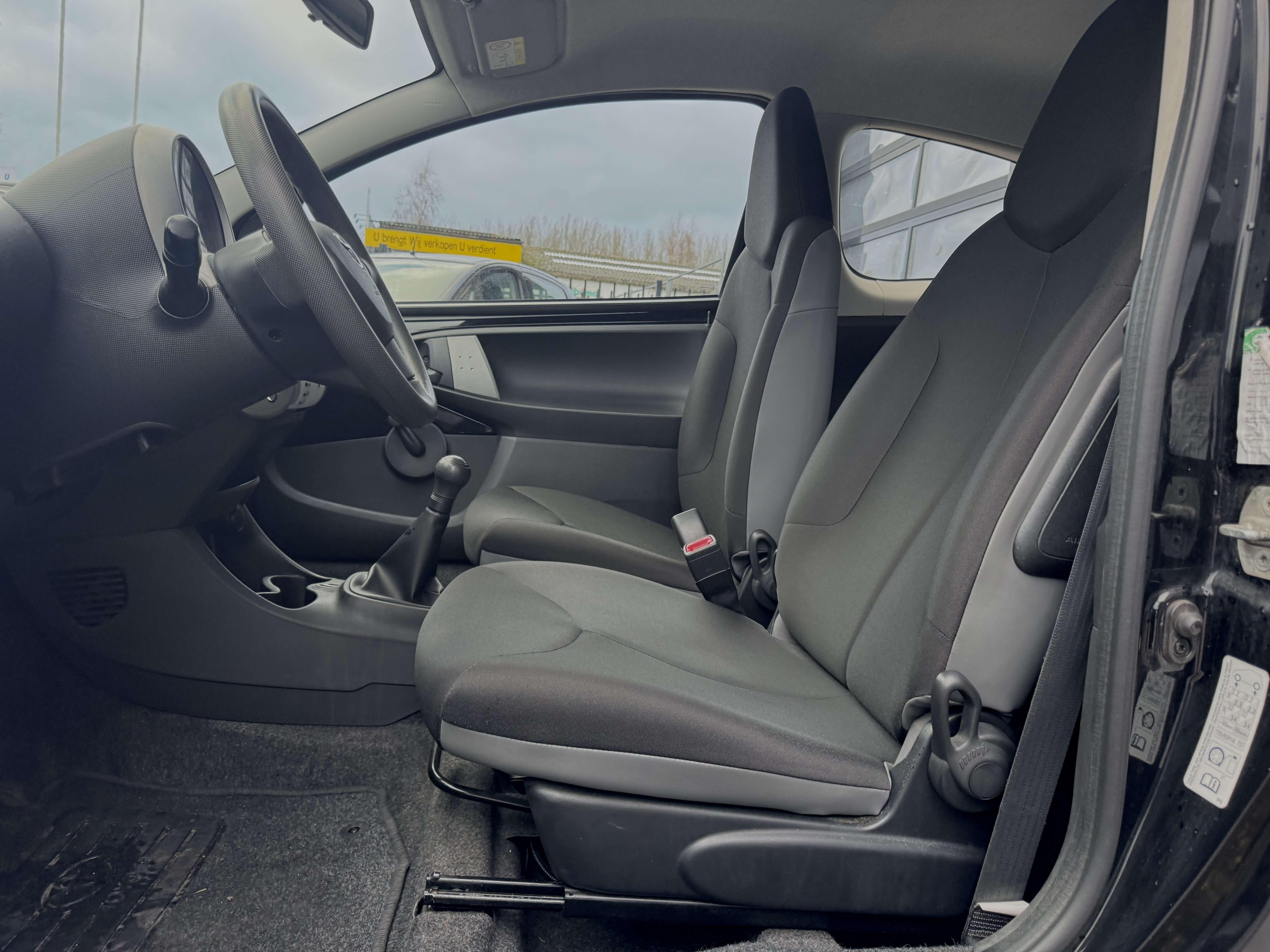 Toyota Aygo 1.0i * 93dKM * Garantie