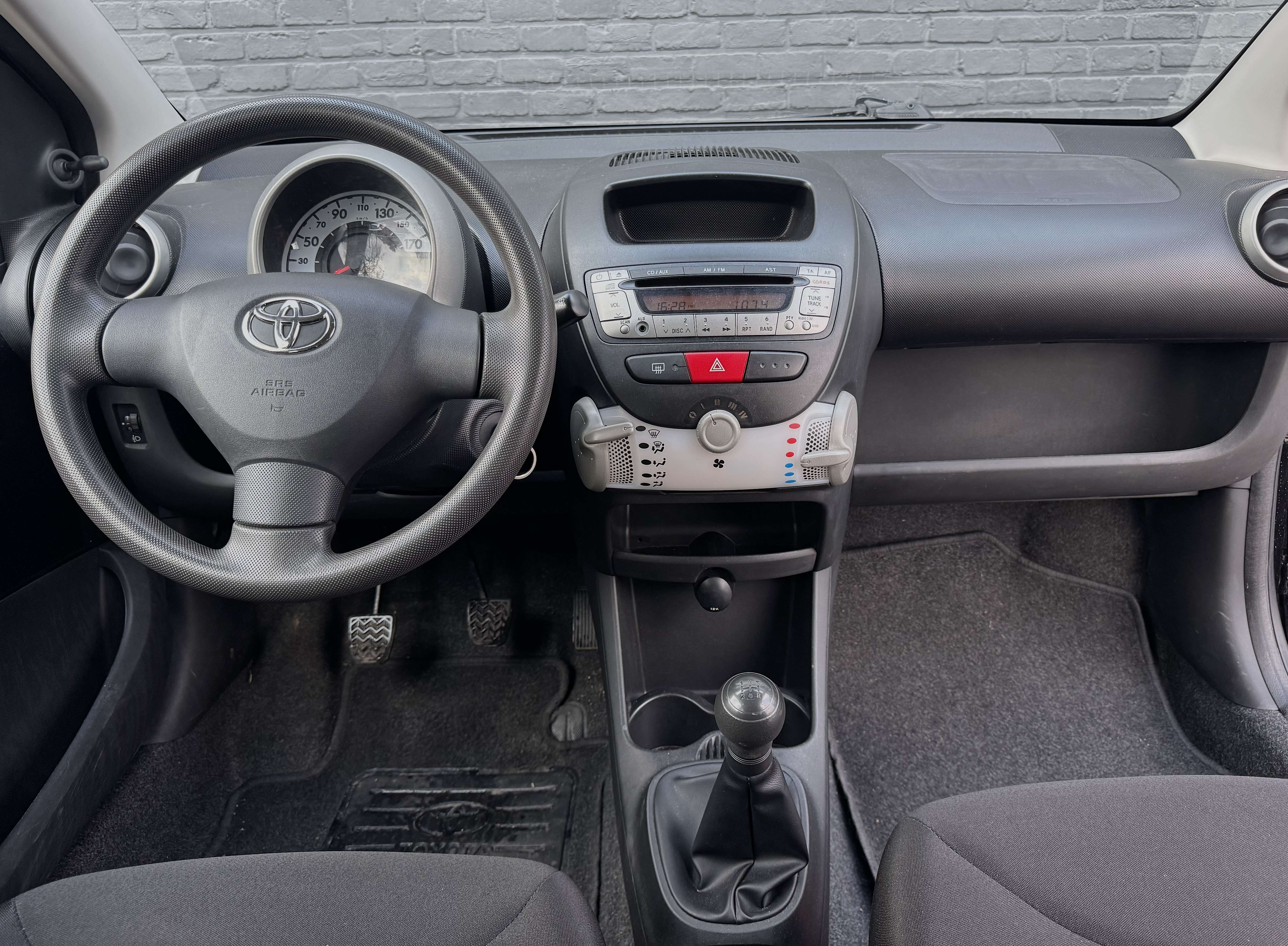 Toyota Aygo 1.0i * 93dKM * Garantie