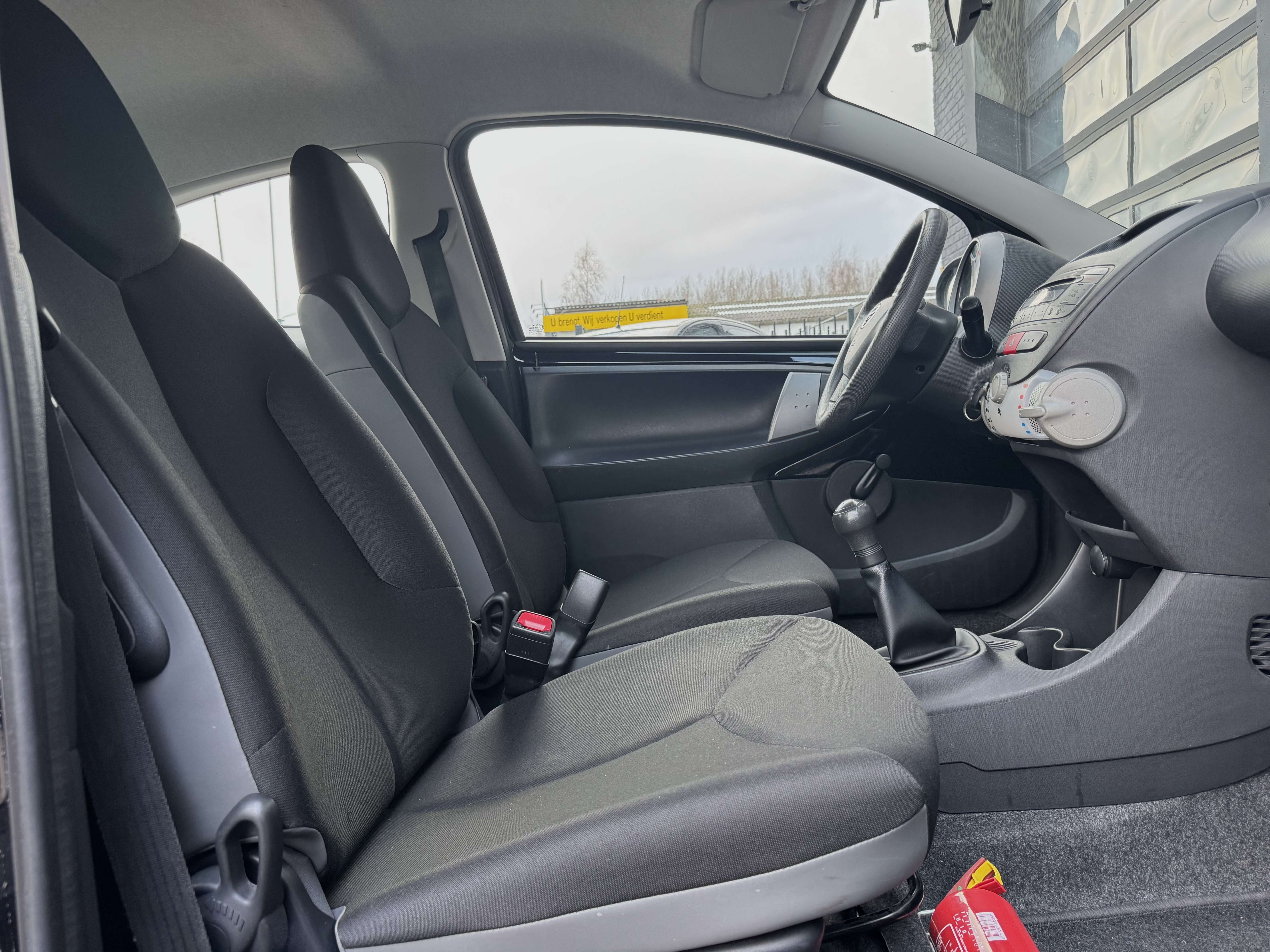 Toyota Aygo 1.0i * 93dKM * Garantie