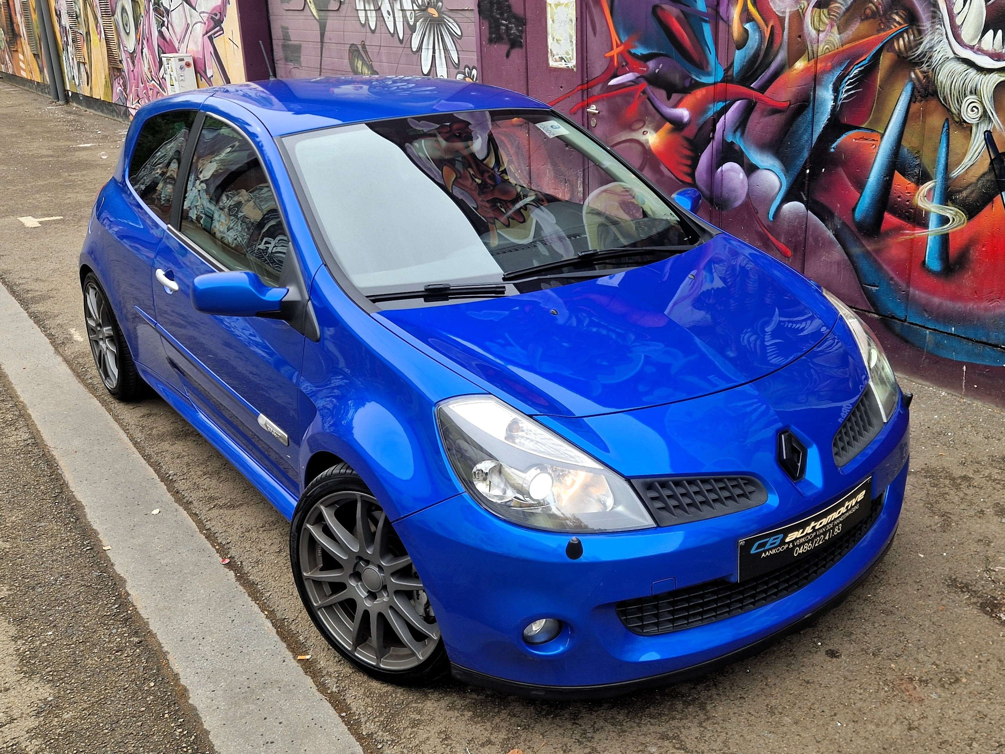 Renault Clio Clio 2.0i 16v Sport