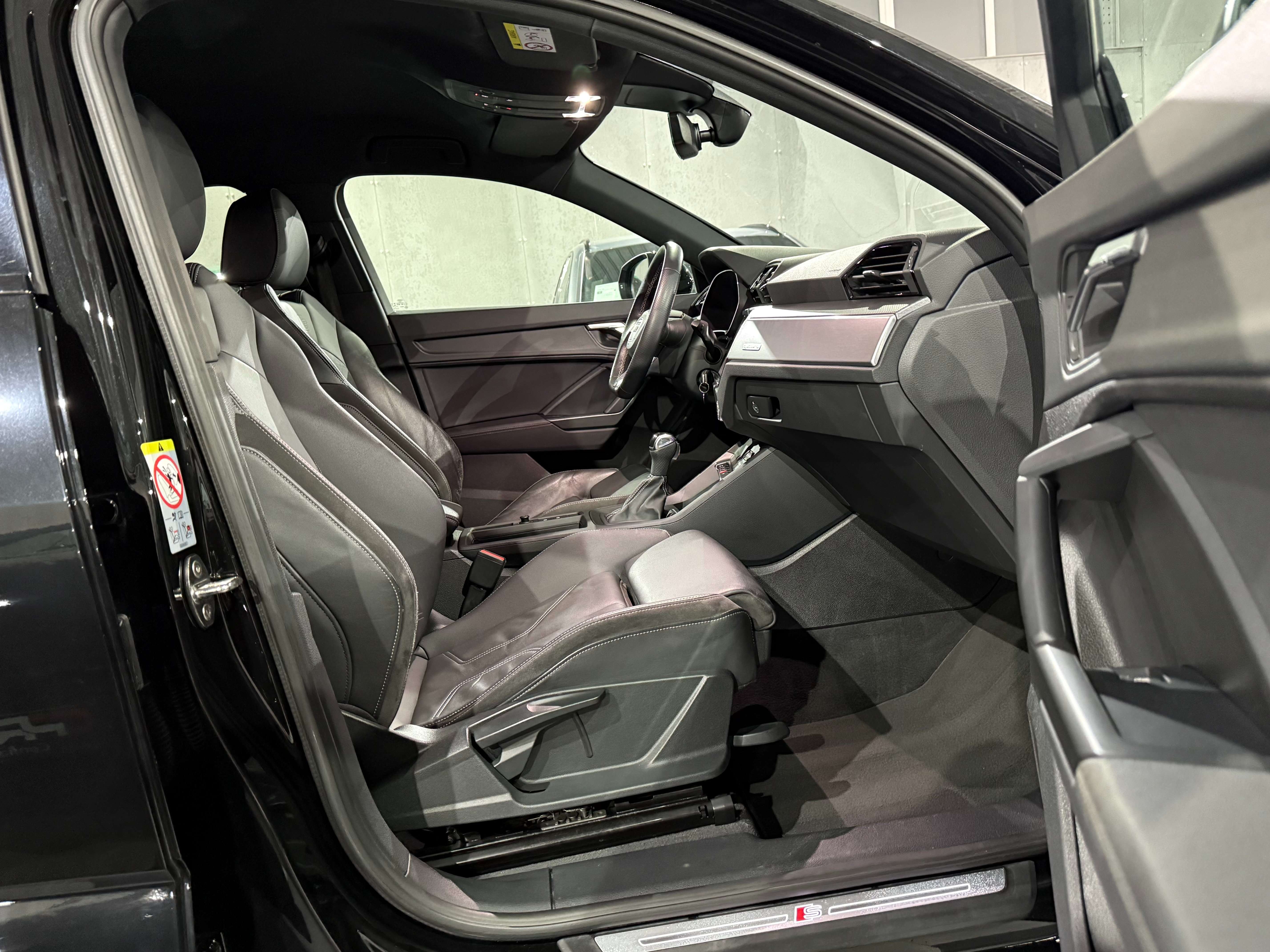 Audi Q3 Sportback 40 TFSI Quattro S line 1e Main Etat Neuf