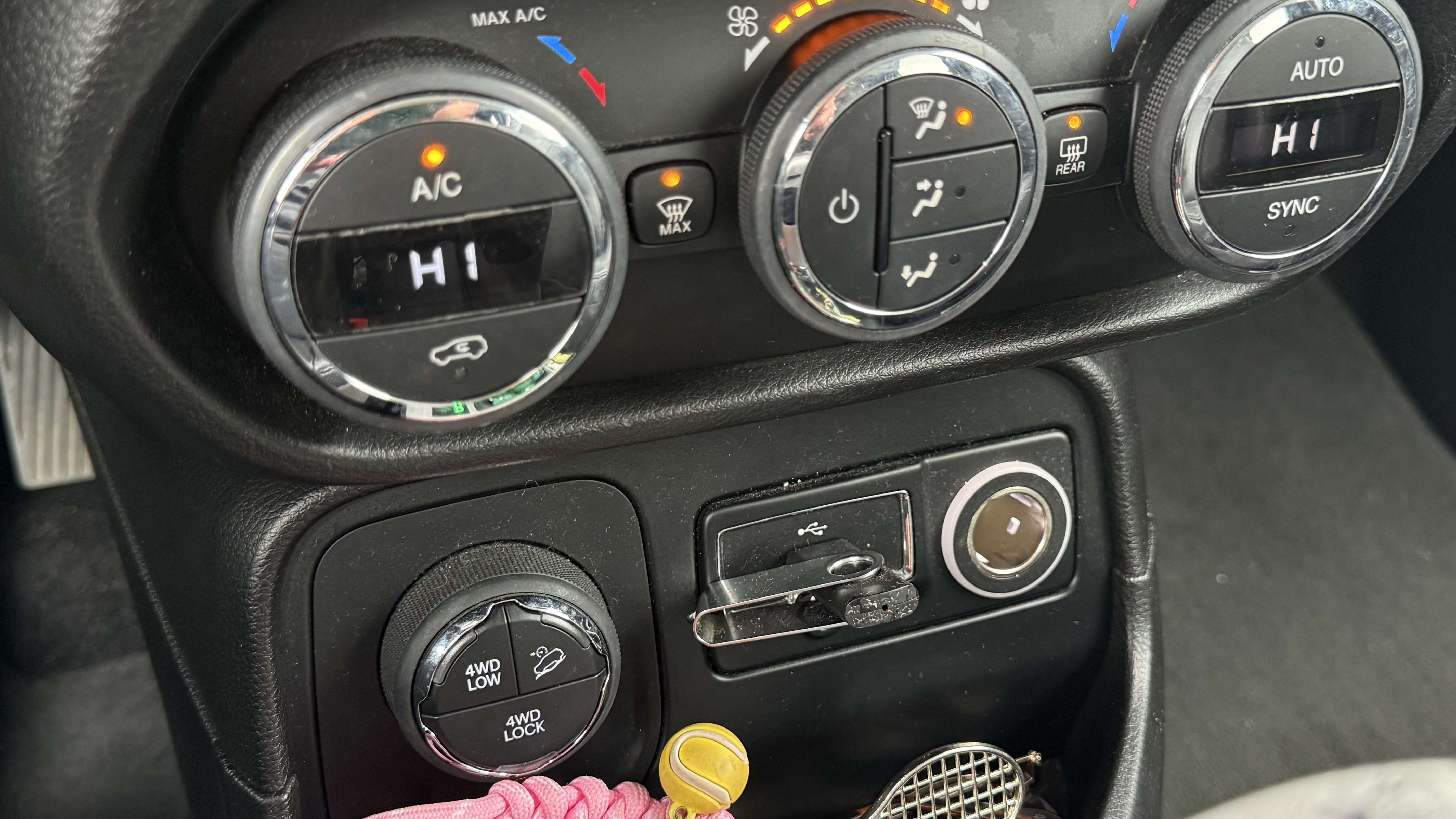 Jeep Renegade Renegade 2.0 MJD 4x4 Limited ATX NAVI CUIR CLIM JA